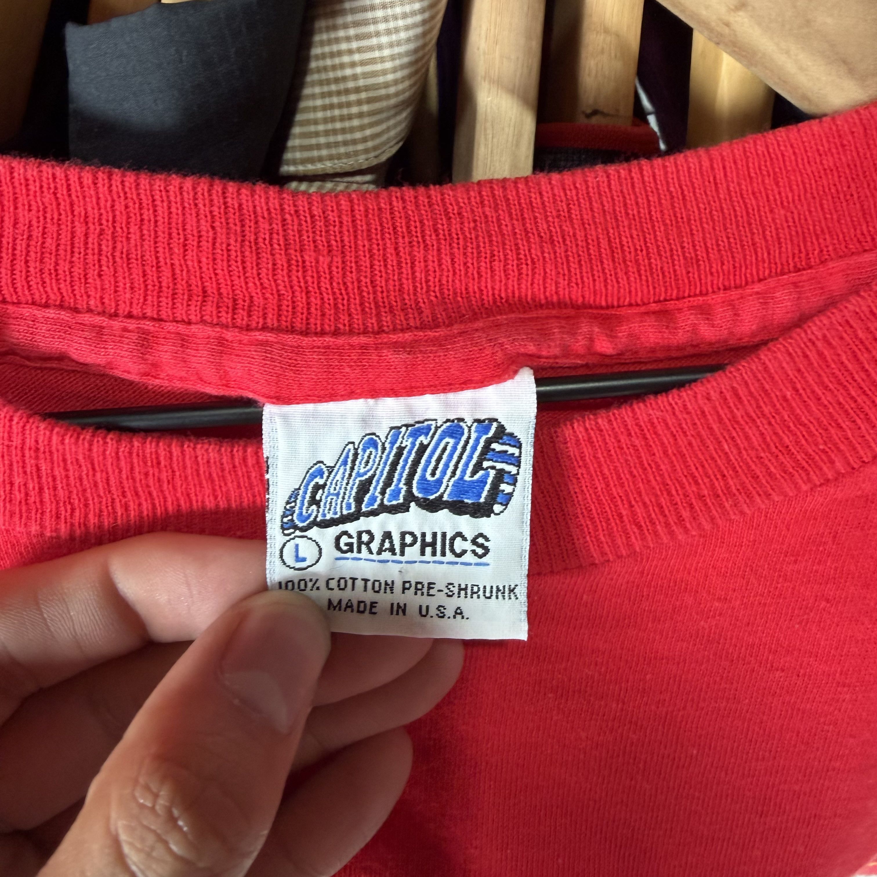 NCAA Vtg Ohio State Buckeyes T Shirt Large Red 90's NCAA Block Size US L / EU 52-54 / 3 - 8 Thumbnail