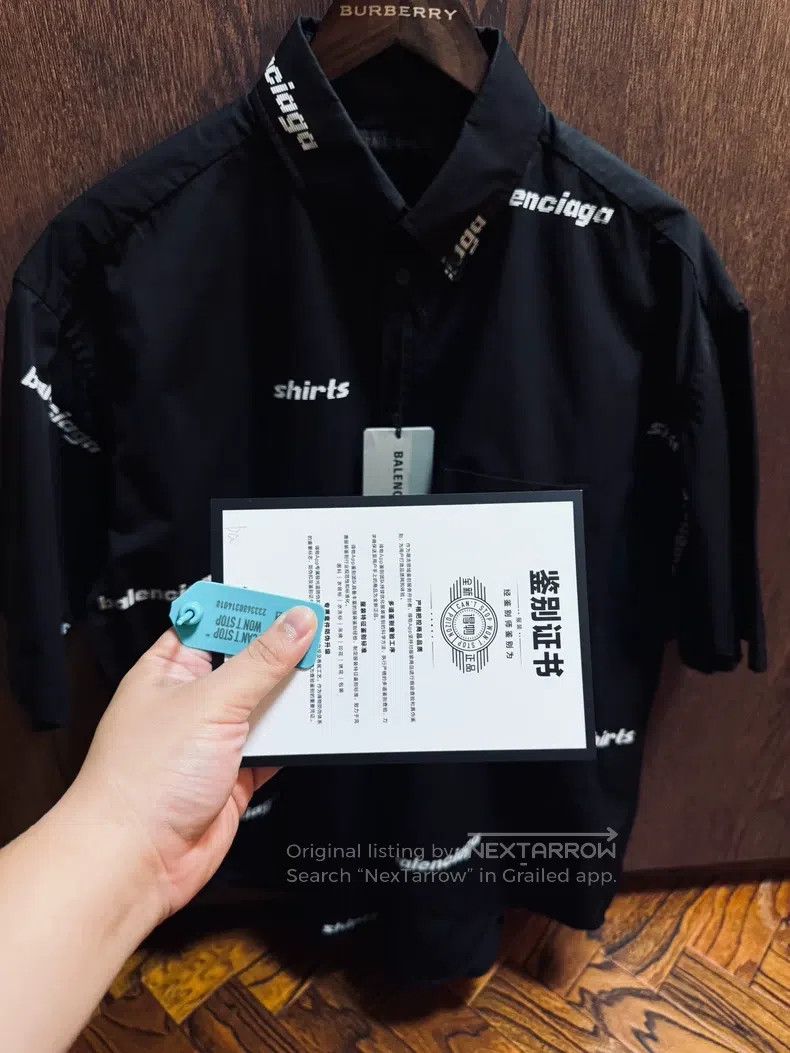 Balenciaga Balenciaga size 37 Logo Letter Printed Short Sleeve Shirt Size US XS / EU 42 / 0 - 8 Thumbnail
