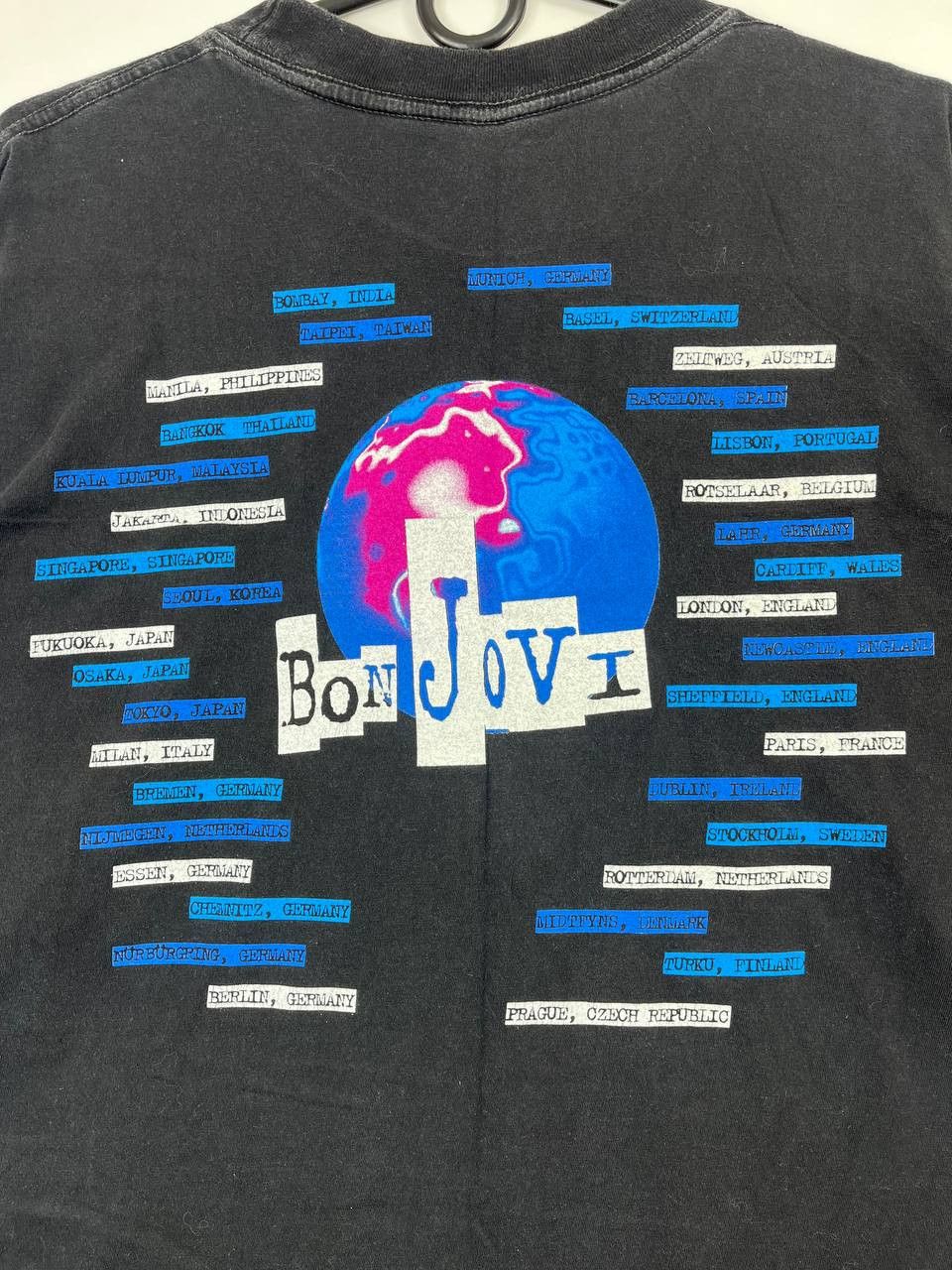 Other Vintage 1995 Bon Jovi Tour T Shirt Brockum Band Graphic Sz L Size US L / EU 52-54 / 3 - 5 Thumbnail
