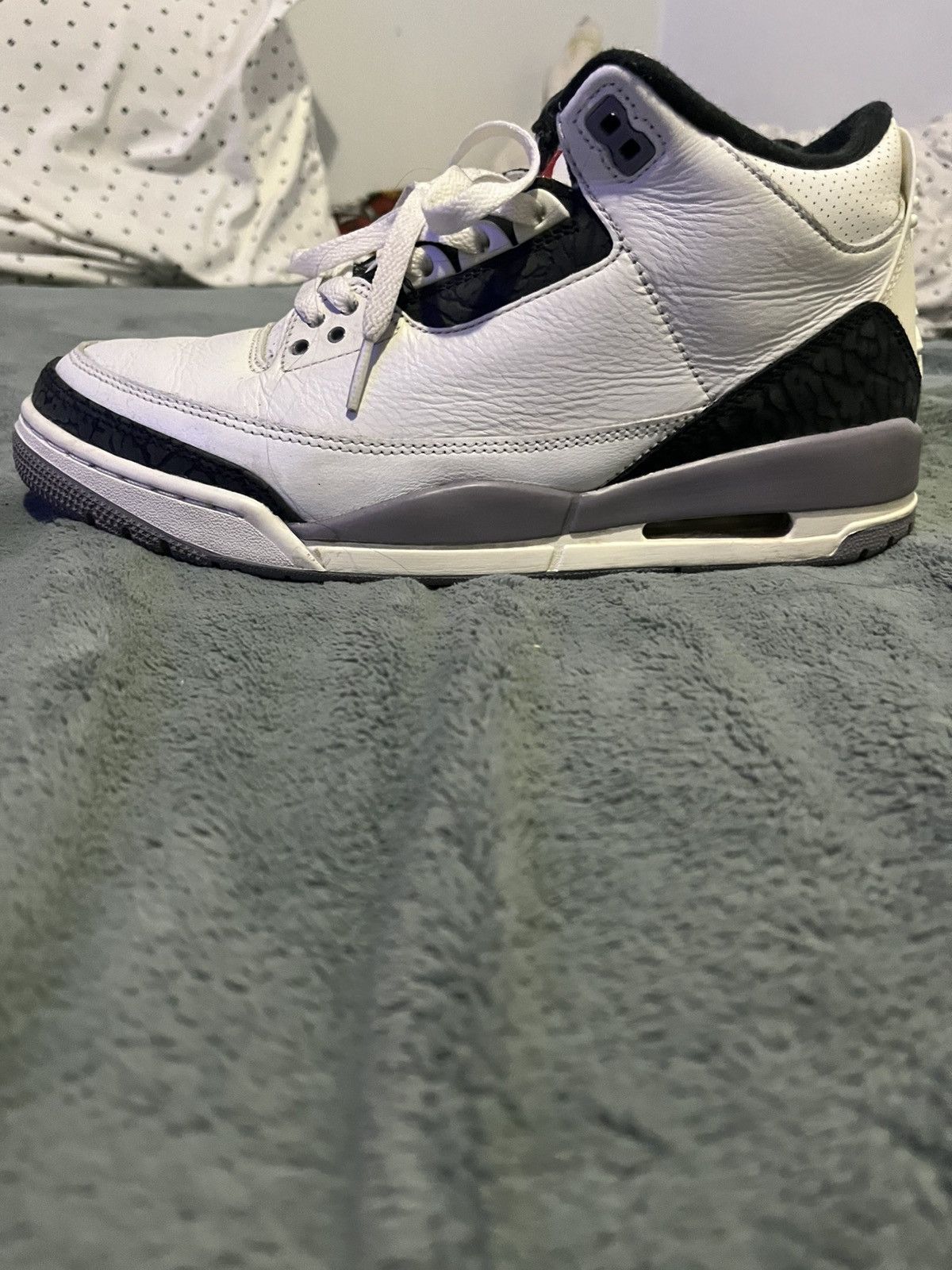 Jordan Brand DM BEFORE BUYING Jordan 3 Cement Gray Size US 10 / EU 43 - 4 Thumbnail