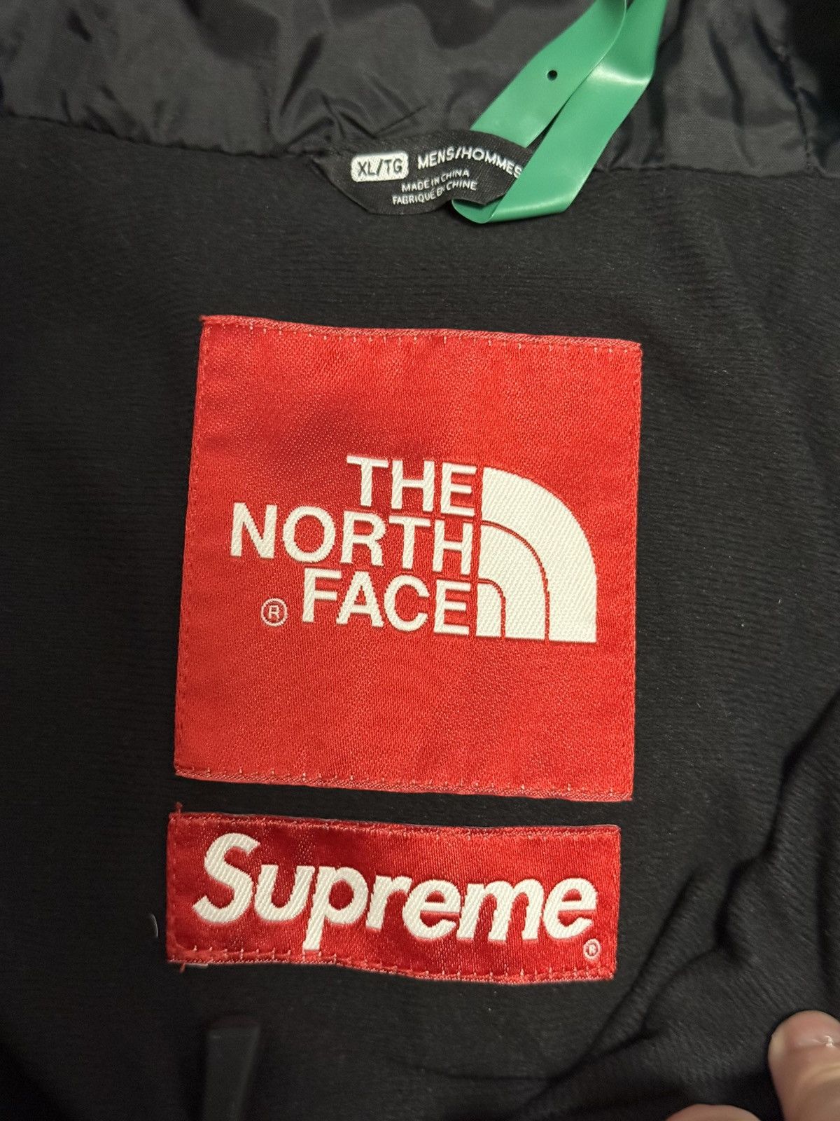 Supreme × The North Face Supreme tnf the north face bandana Paisley mountain Jacket Size US XL / EU 56 / 4 - 13 Thumbnail