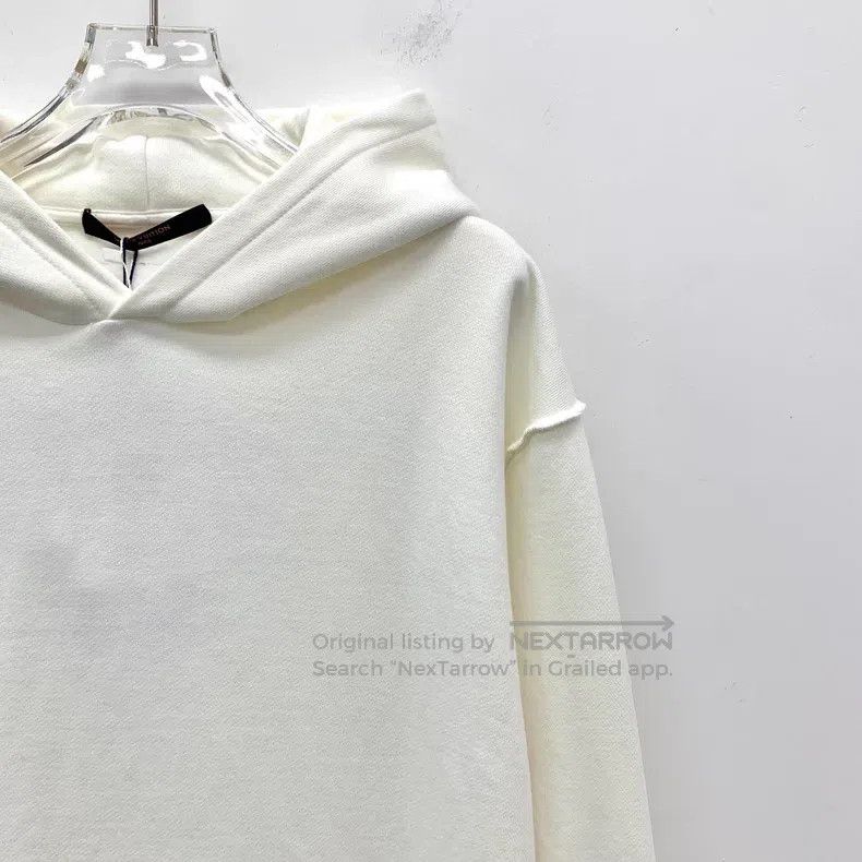 Louis Vuitton Louis Vuitton White Instruction Cotton Hooded Long Sleeve Size US M / EU 48-50 / 2 - 3 Thumbnail