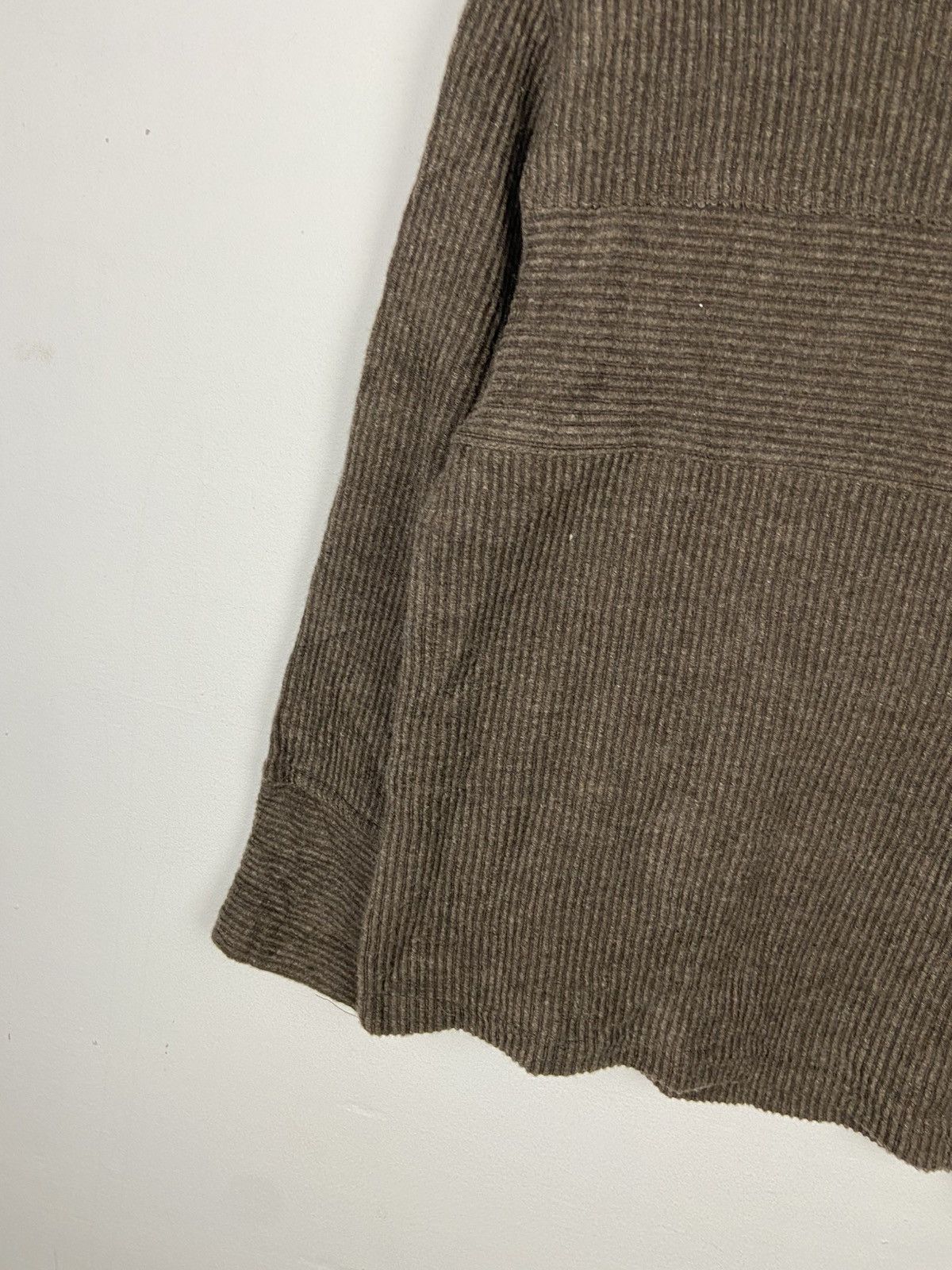 Fendi VINTAGE FENDI BIG LOGO MONOGRAM EMBROIDERED TURTLENECK Size US M / EU 48-50 / 2 - 10 Thumbnail