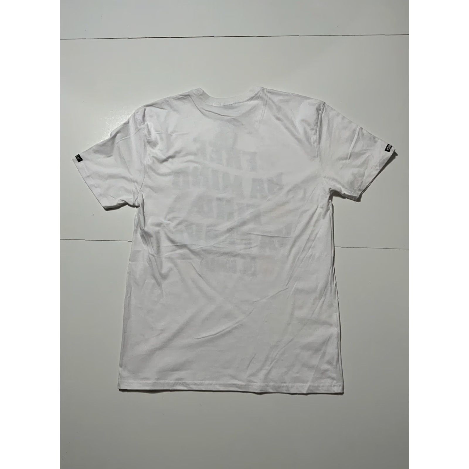 Crooks & Castles NWT Crooks & Castles Dr. Bombay Free Ya Mind Find Ya Flava White T-Shirt L Mens Size White Size US L / EU 52-54 / 3 - 2 Thumbnail