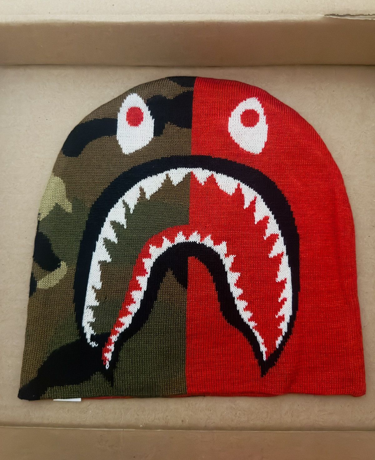 Bape {BNWT} Bape WGM Shark Camo/Red Beanie Size ONE SIZE - 1 Thumbnail