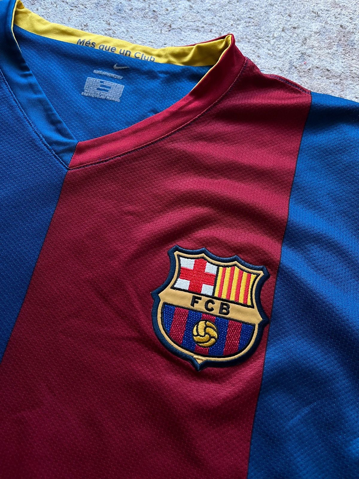 Nike Nike FC Barcelona x Pascualinho #10 2006 Made in Morocco Size US XL / EU 56 / 4 - 12 Thumbnail