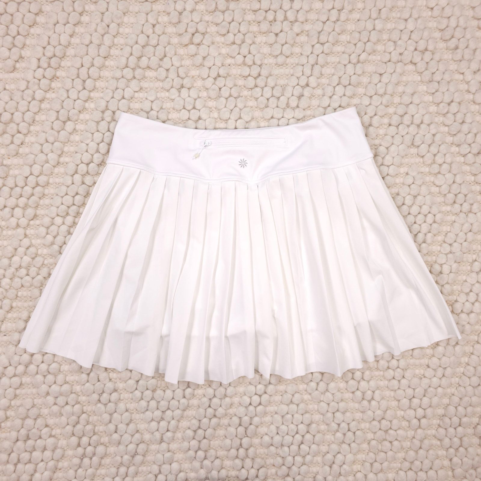 Athleta Athleta Elevate Skort White Sz Medium Size 30" / US 8 / IT 44 - 2 Thumbnail