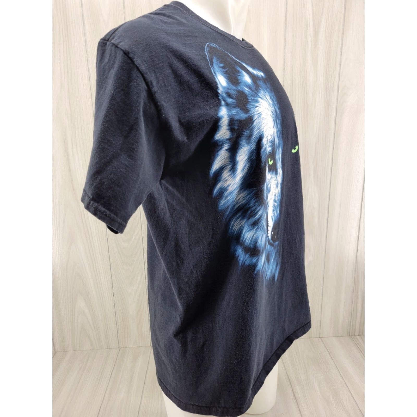 Fruit Of The Loom VINTAGE Wolf Half Face Shirt Men’s Large Black Fruit of The Loom Glowing Eye Shirt Size US L / EU 52-54 / 3 - 5 Thumbnail