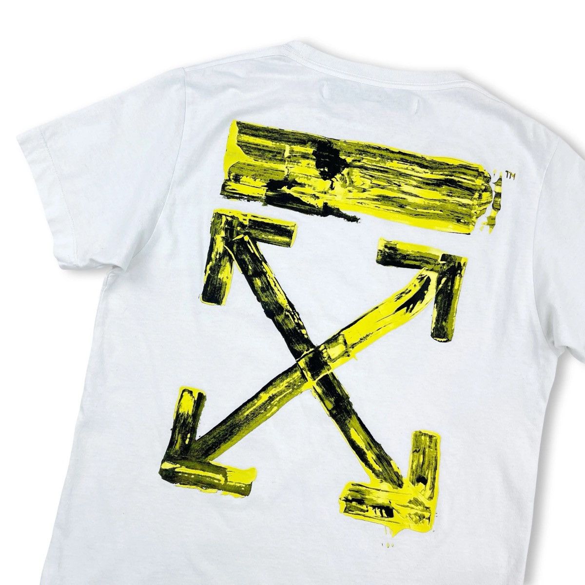 Off-White OFF-WHITE YELLOW ACRYLIC ARROWS WHITE T SHIRT Size US L / EU 52-54 / 3 - 1 Thumbnail