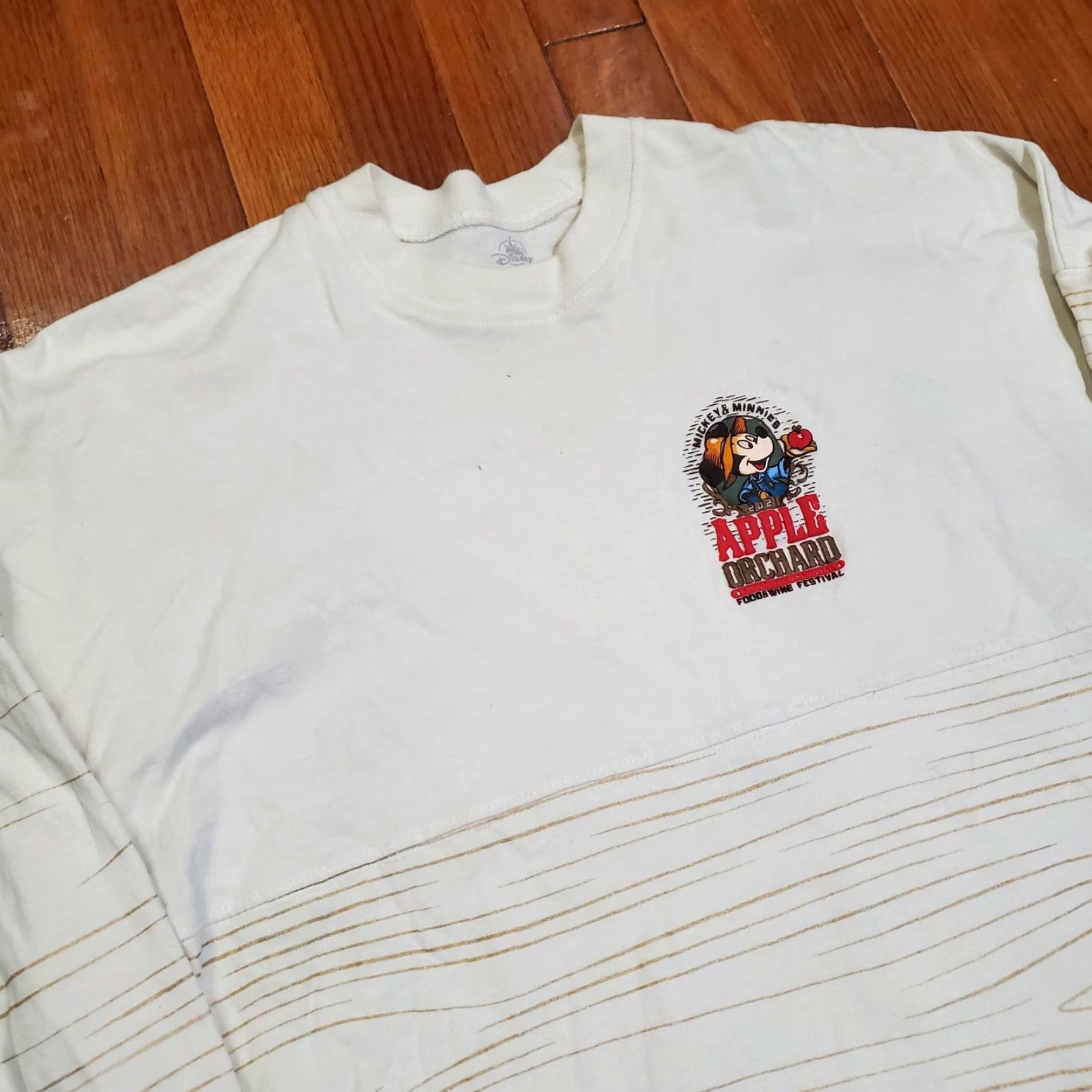 Disney Disney Spirit Jersey Shirt Womens XS Sweet As Pie Apple Orchard Mickey Minnie Size XS / US 0-2 / IT 36-38 - 6 Thumbnail
