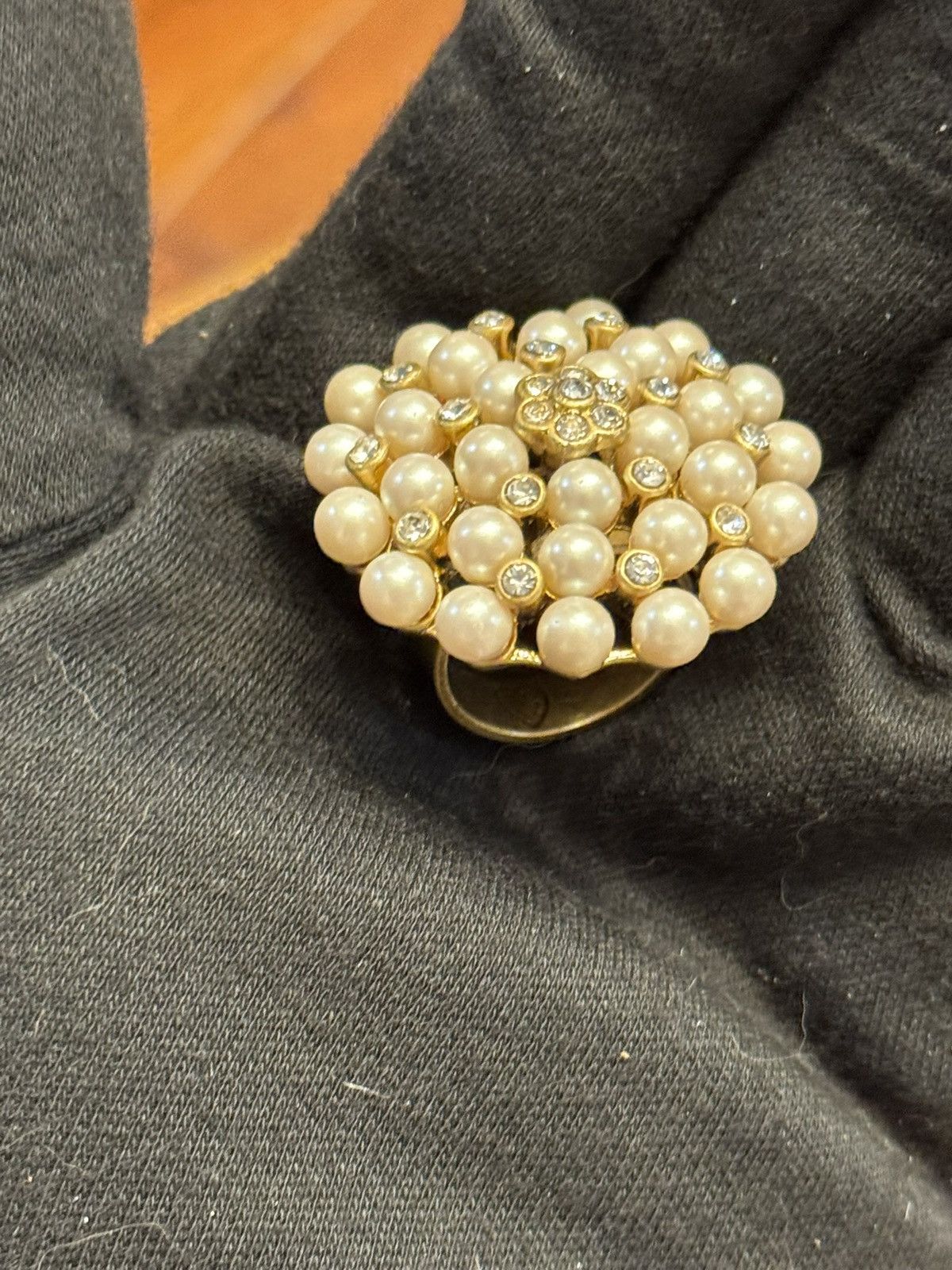 Vintage Vintage Costume Cluster Pearl Ring Size ONE SIZE - 5 Thumbnail