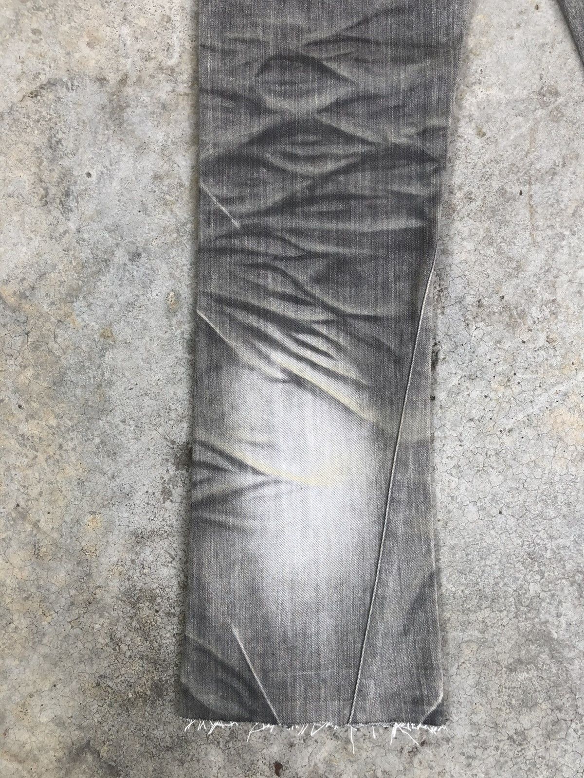 Tornado Mart Tornado Mart Flared Jeans Distressed Jeans Size US 32 / EU 48 - 12 Thumbnail