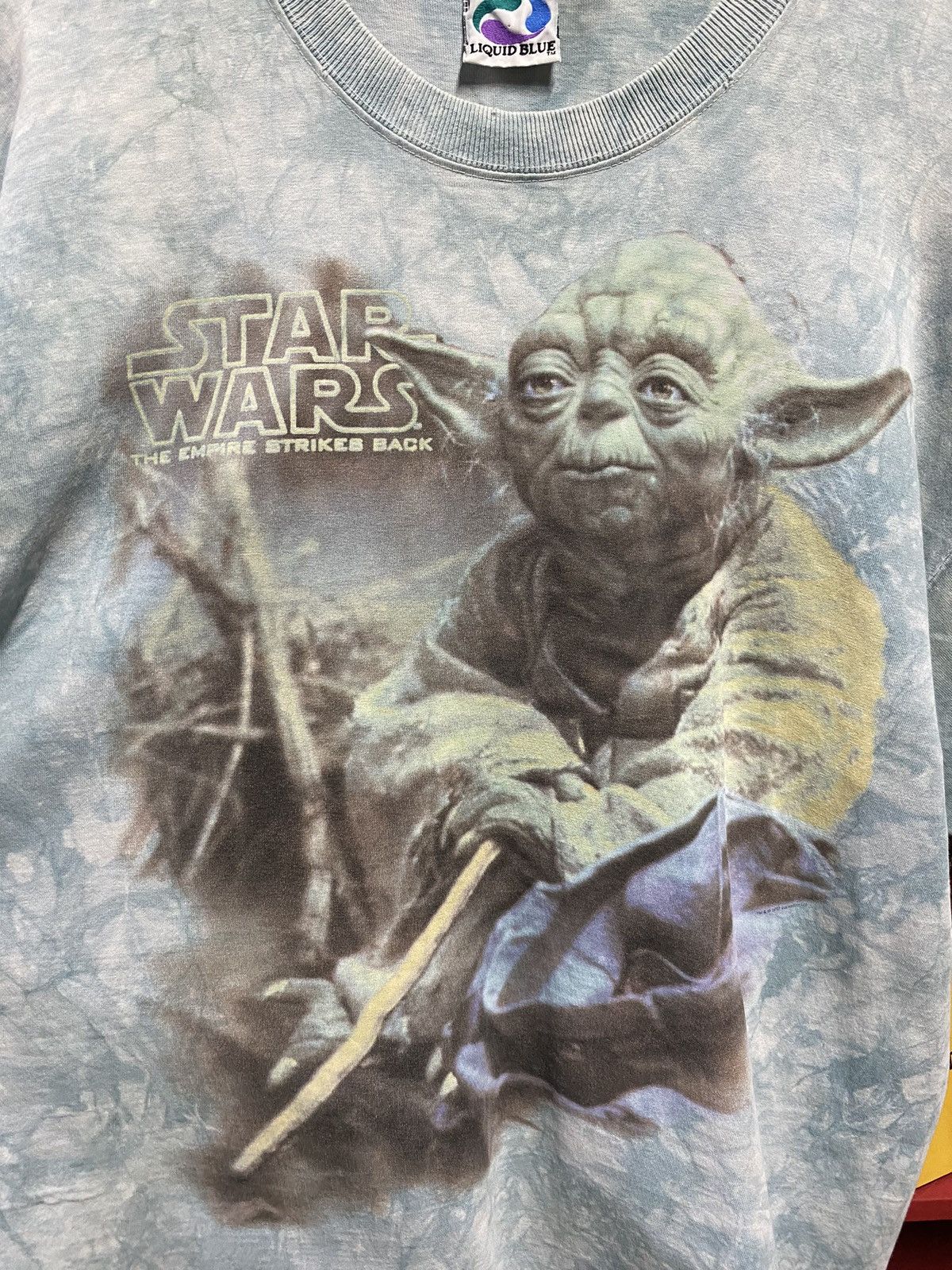 Liquid Blue × Star Wars × Vintage Vintage 1997 Yoda Star Wars Liquid Blue T-Shirt Adult 2XL Size US XXL / EU 58 / 5 - 6 Thumbnail