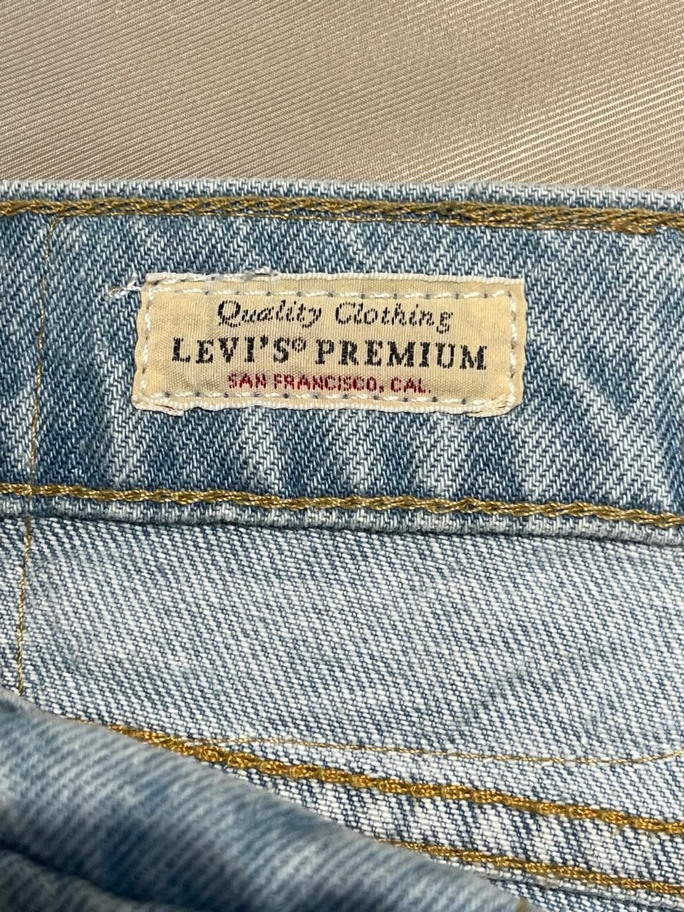 Levi's LEVI'S 501 Men's Blue Jeans – W36 L32 – Light Blue Size US 36 / EU 52 - 5 Thumbnail