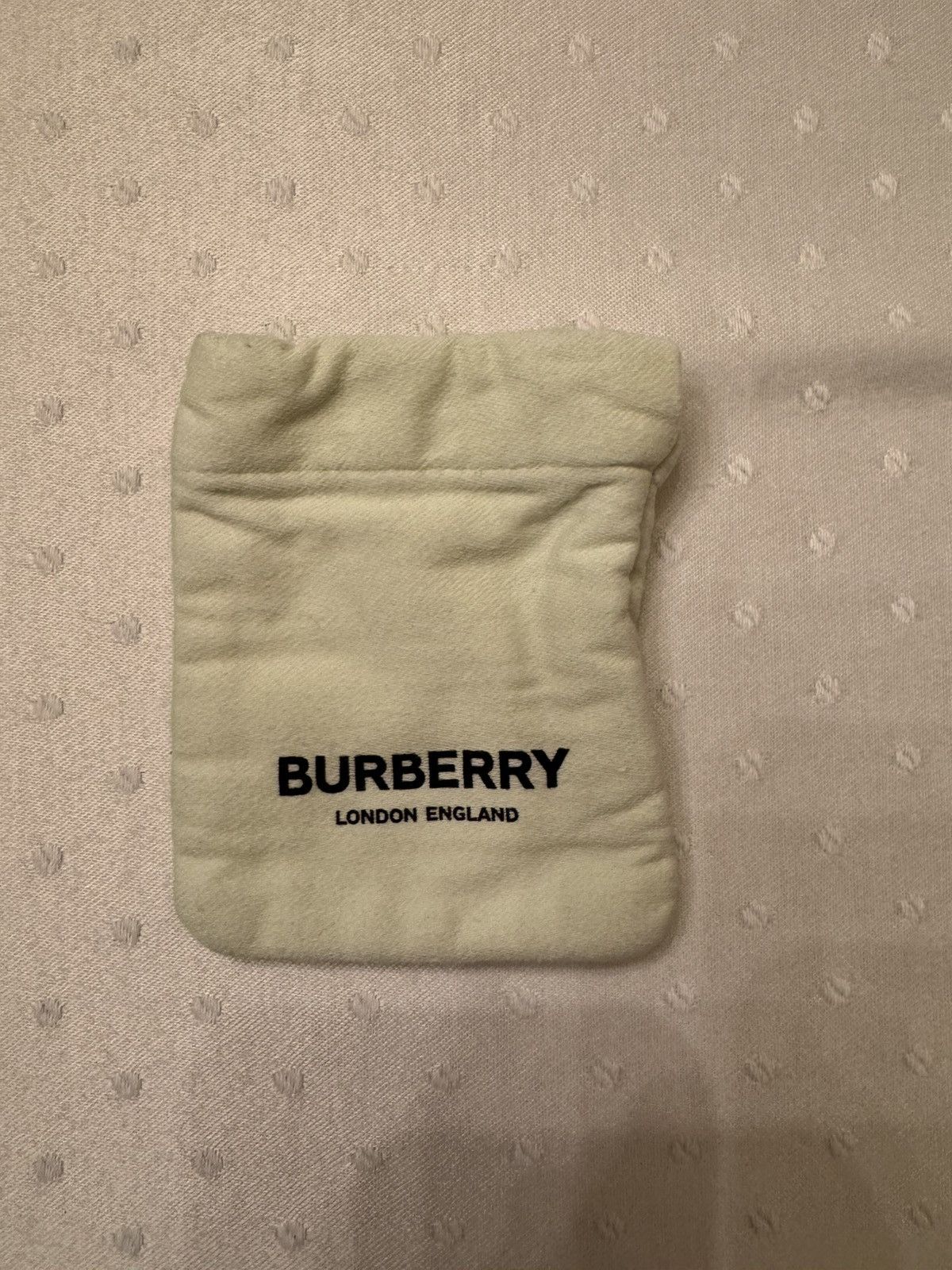 Burberry Signet Ring - Medium (New!) Size ONE SIZE - 12 Thumbnail