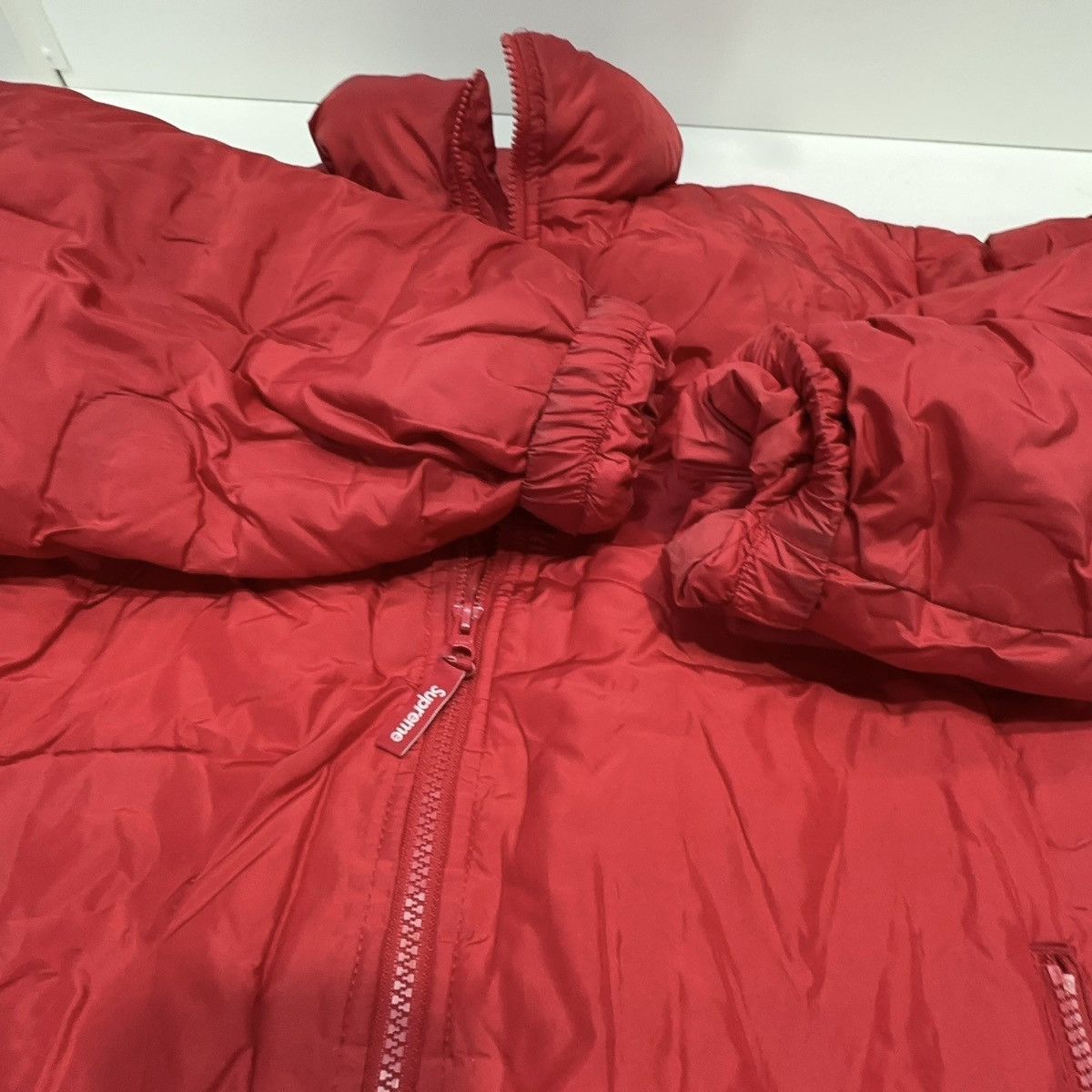 Supreme Supreme Embossed and Beveled Logo Down Puffer Jacket Size US M / EU 48-50 / 2 - 5 Thumbnail