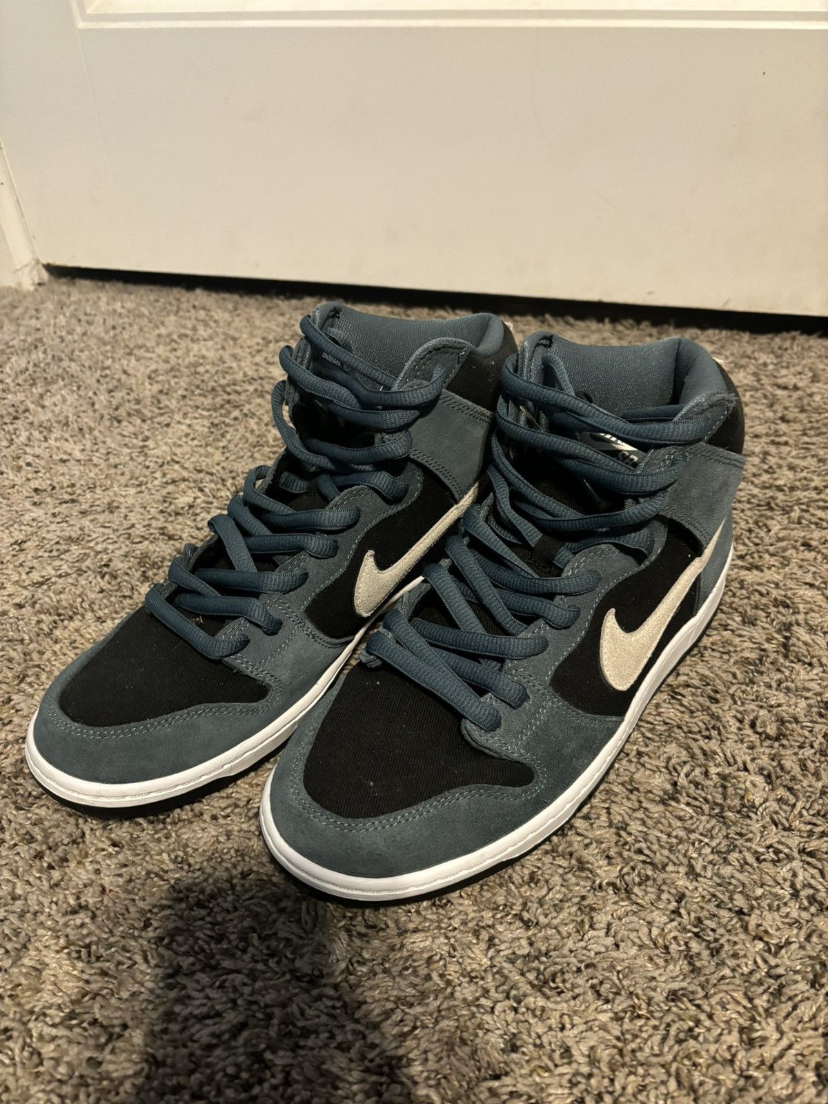 Nike DQ3757-300 Size US 10 / EU 43 - 1 Thumbnail