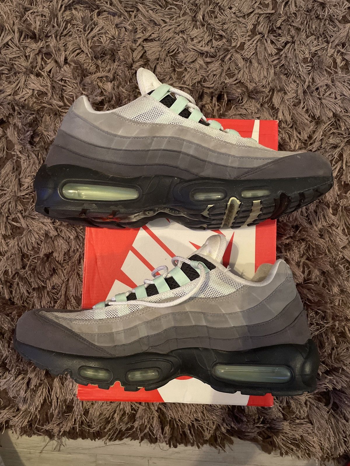 Nike Air max 95 (fresh mint) Size US 11.5 / EU 44-45 - 6 Thumbnail