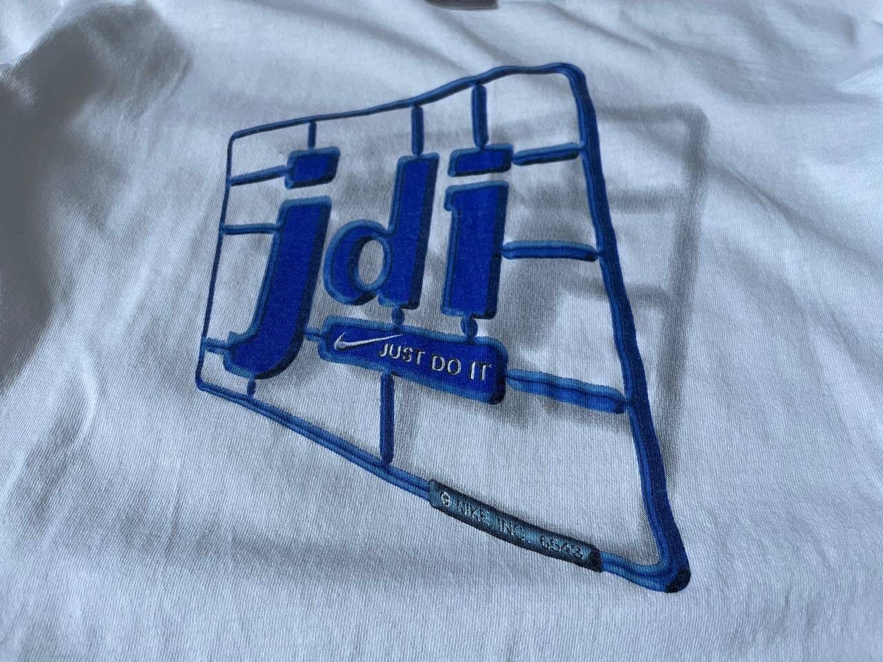Nike × Vintage Vintage 80-90s Nike Crewneck Sweatshirt Big Graphic Logo Y2K Size US XL / EU 56 / 4 - 2 Thumbnail