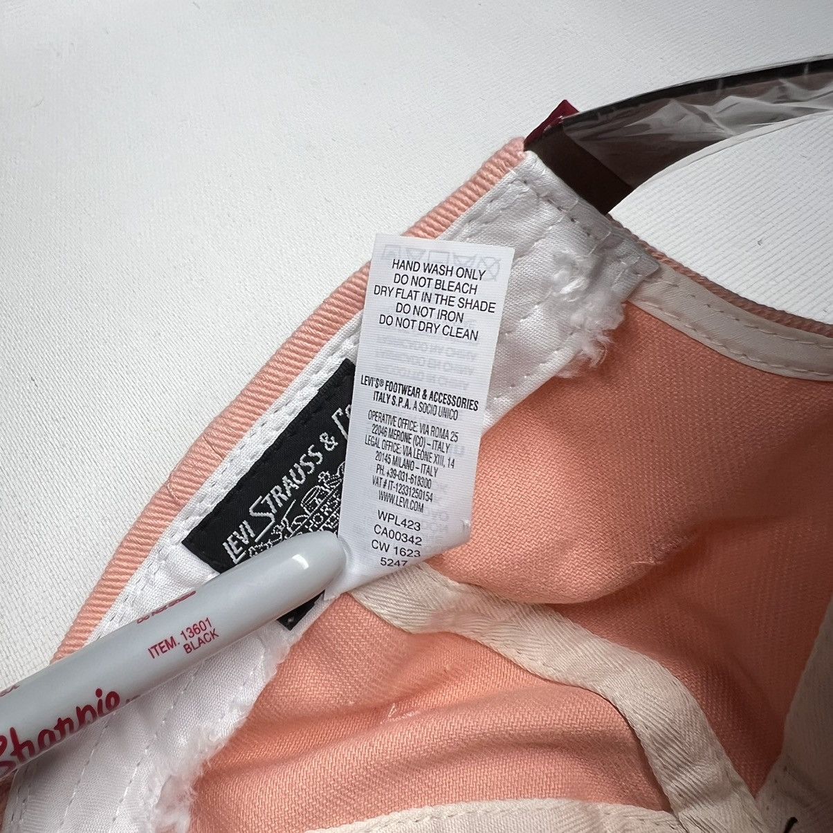 Levi's New Levi Hat Cap Pink Adjustable Curve Pink Baseball Strap Size ONE SIZE - 13 Thumbnail