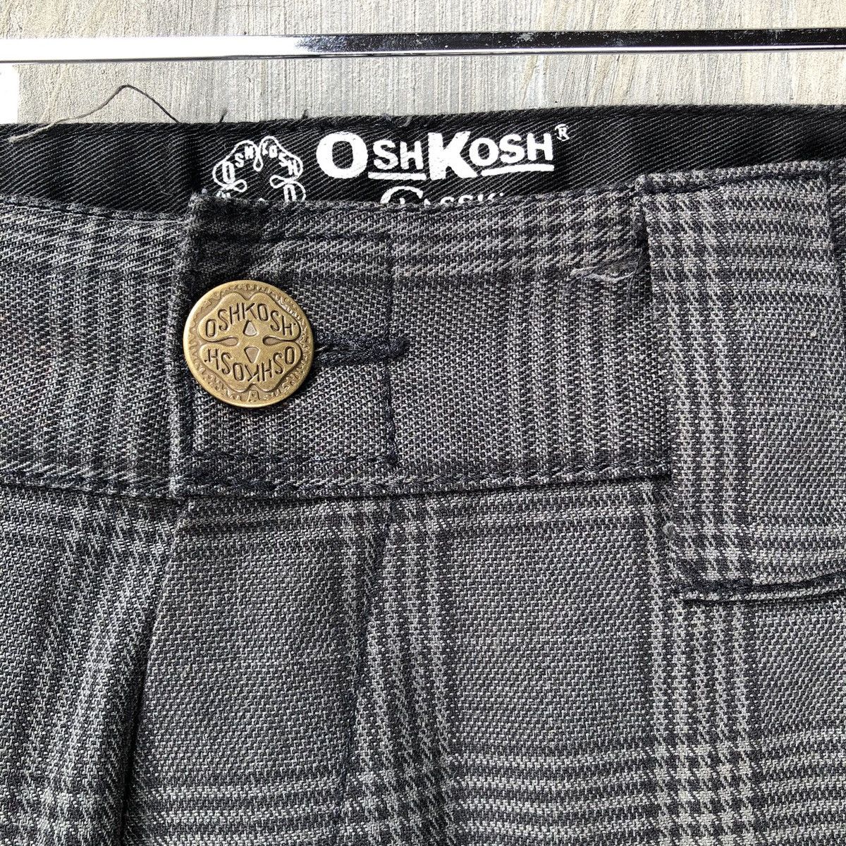 Oshkosh Osh Kosh Khakis Pant Size US 32 / EU 48 - 2 Thumbnail