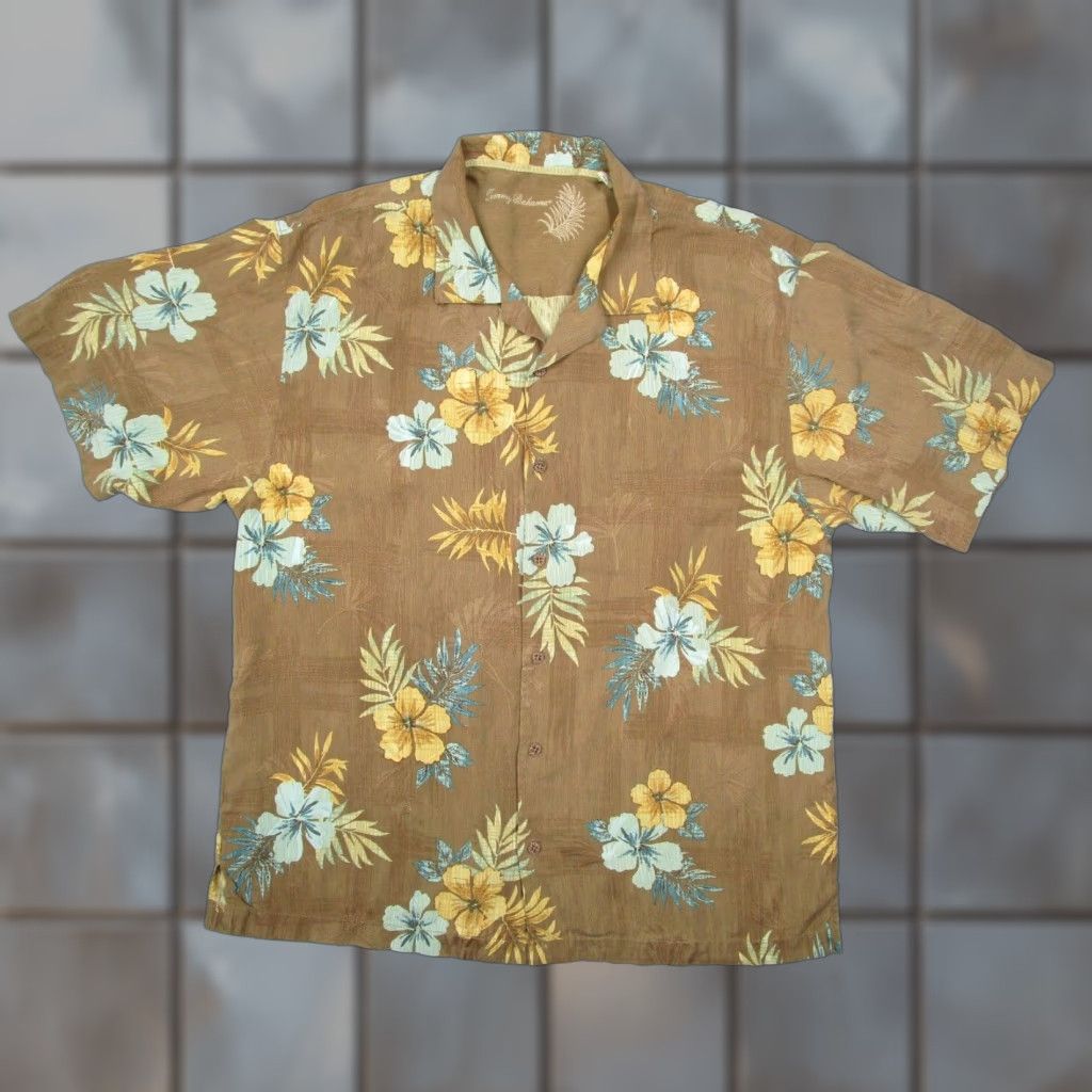 Tommy Bahama VINTAGE Tommy Bahama Shirt Men XL Brown Floral Hibiscus Hawaiian Short Sleeve Silk Casual Size US XL / EU 56 / 4 - 1 Thumbnail