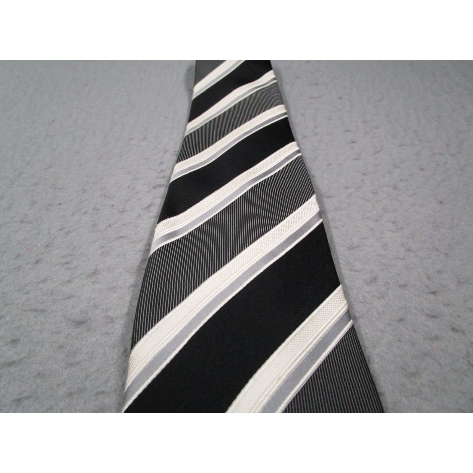 Vintage Donald J. Trump Silk Tie Men Black Striped Designer Classic One Size Signature Collection Retro Size ONE SIZE - 2 Thumbnail