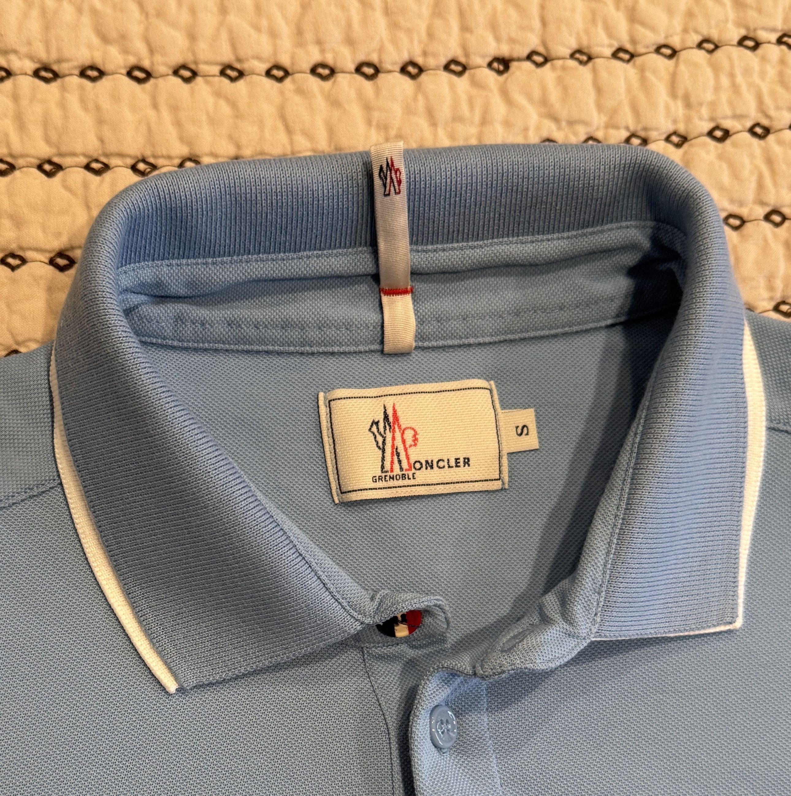 Moncler VINTAGE MONCLER POLO LIGHT BLUE SZ SMALL Size US S / EU 44-46 / 1 - 6 Thumbnail