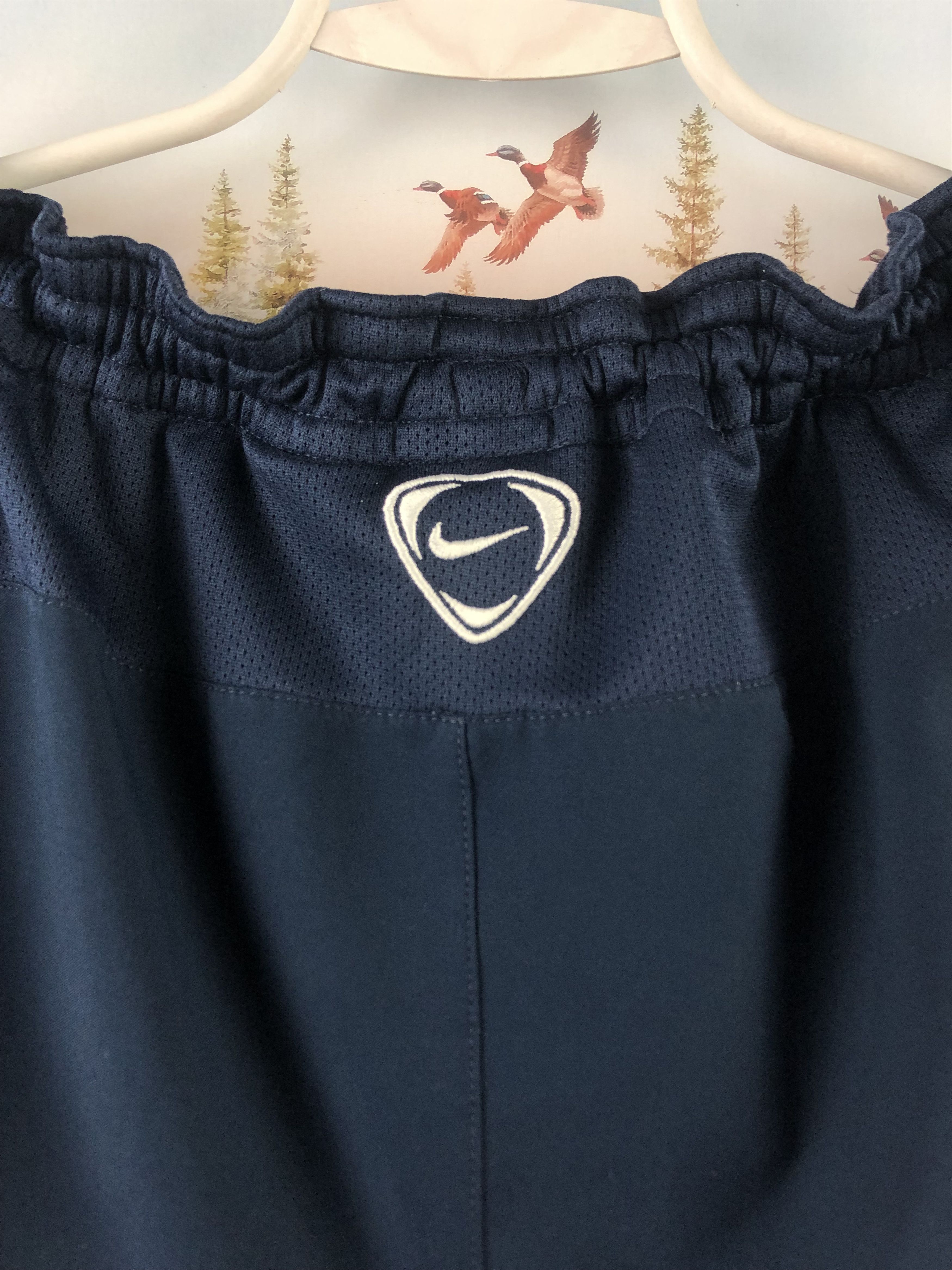 Nike Vintage Manchester United Football Shorts Soccer Size XL Size US 36 / EU 52 - 16 Thumbnail