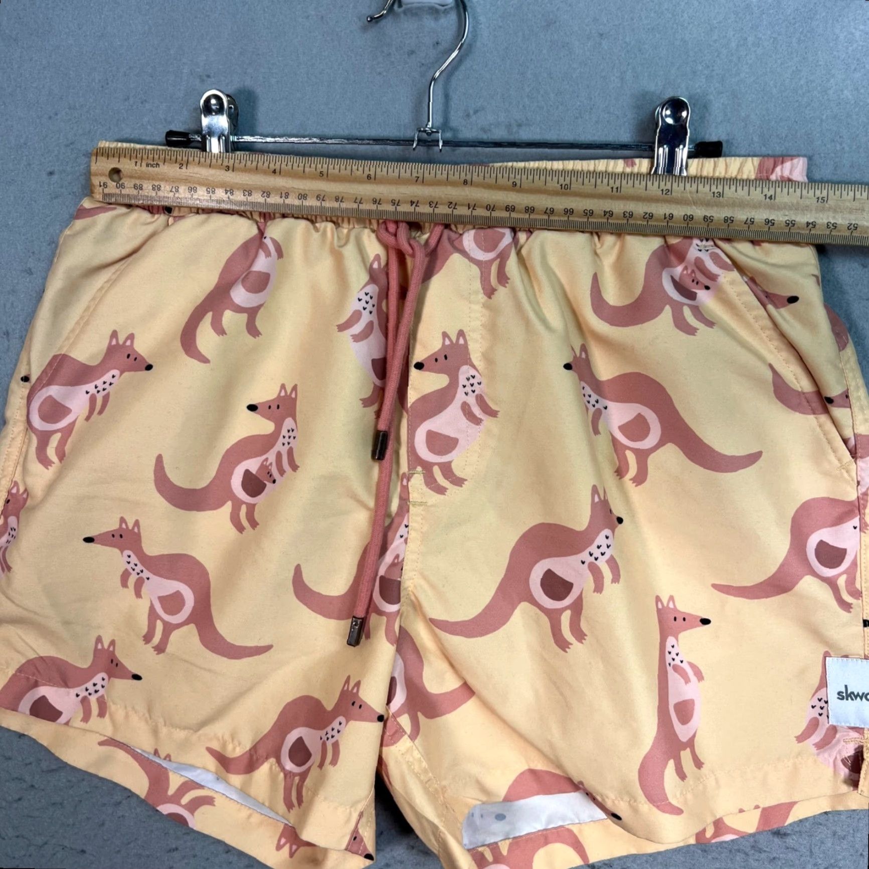 Vintage Skwosh Mens Size Small Kangaroo Print Swim Shorts Yellow Size US 31 - 5 Thumbnail