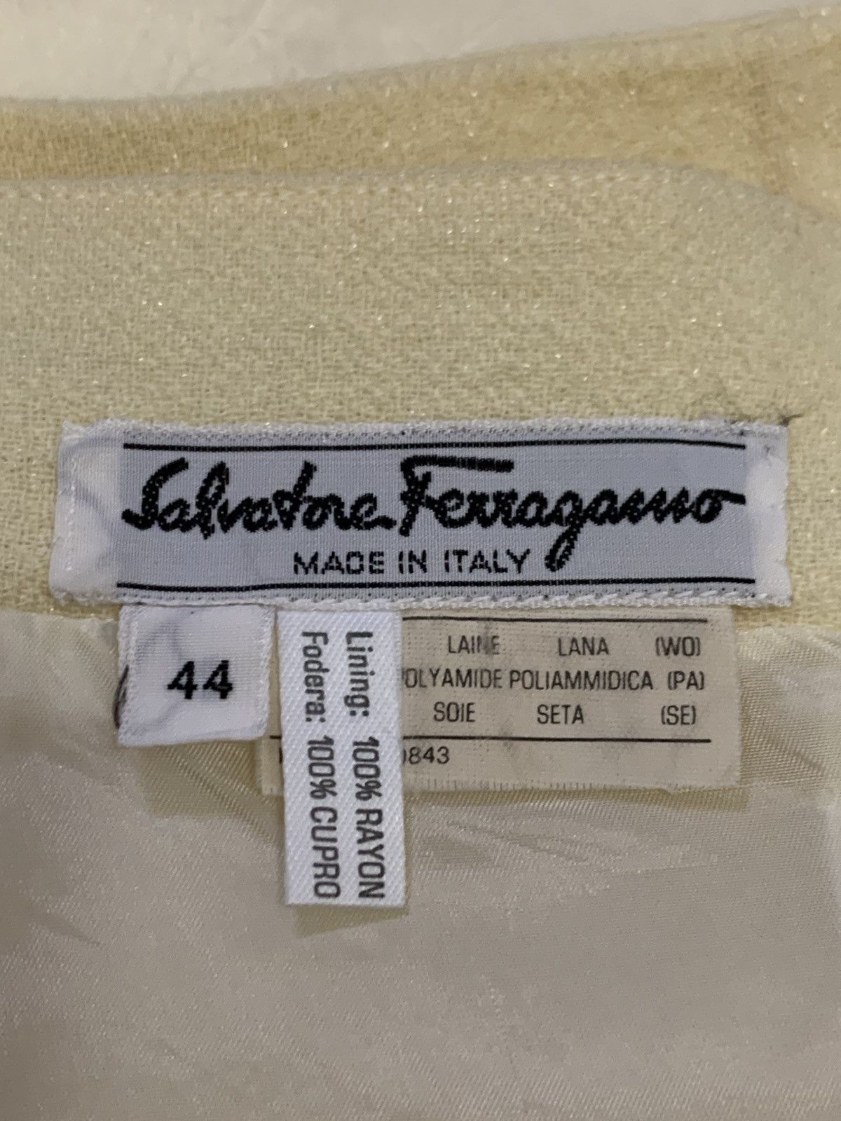 Salvatore Ferragamo SALVATORE FERRAGAMO Wool Mini Skirt Size 27" / US 4 / IT 40 - 9 Thumbnail