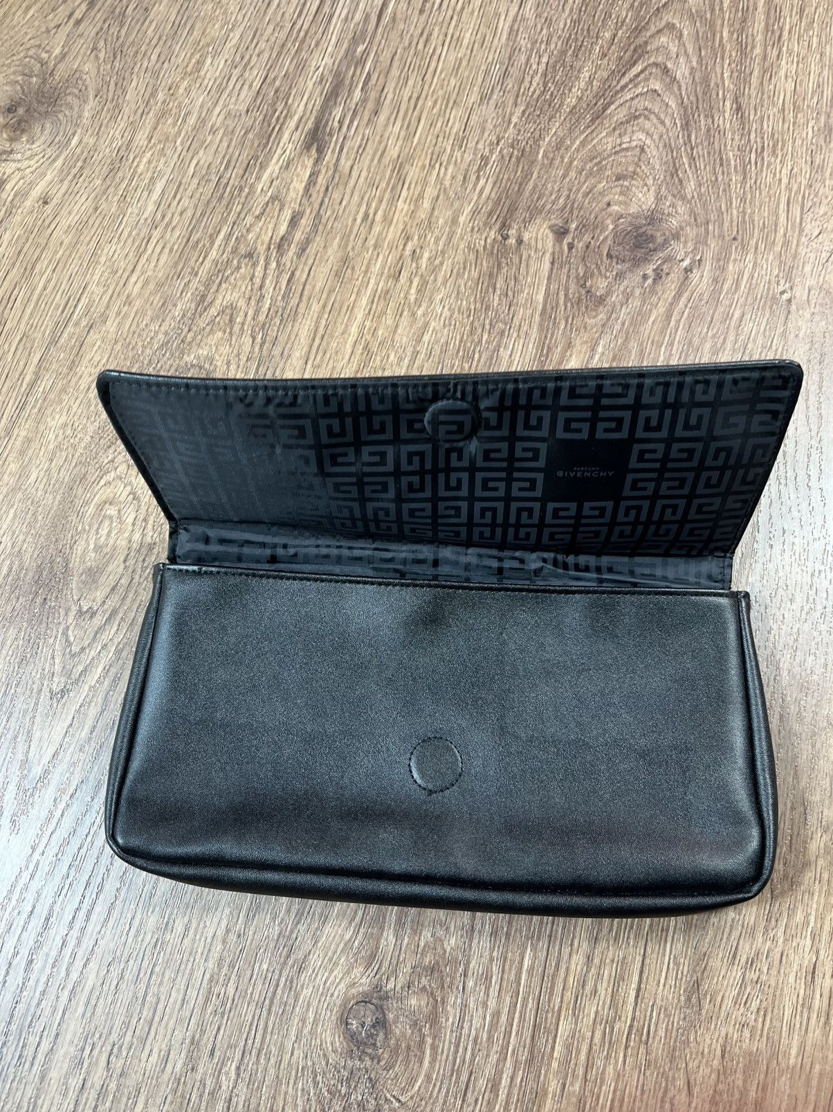 Givenchy × Vintage Givenchy Parfums Clutch Size ONE SIZE - 4 Thumbnail