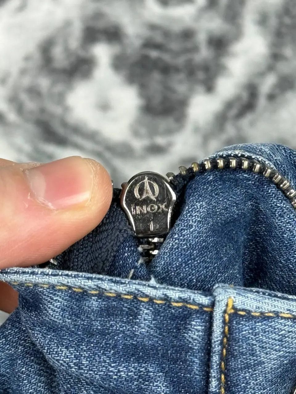 Dolce & Gabbana NEW Dolce Gabbana Metal Logo Denim Jeans Slim Fit Size US 32 / EU 48 - 16 Thumbnail