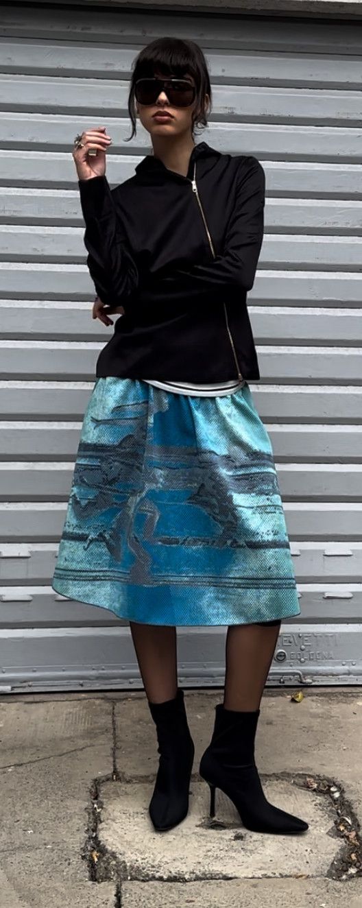 Prada Prada SS05 "Olympic Line" Skirt Size 27" / US 4 / IT 40 - 13 Thumbnail