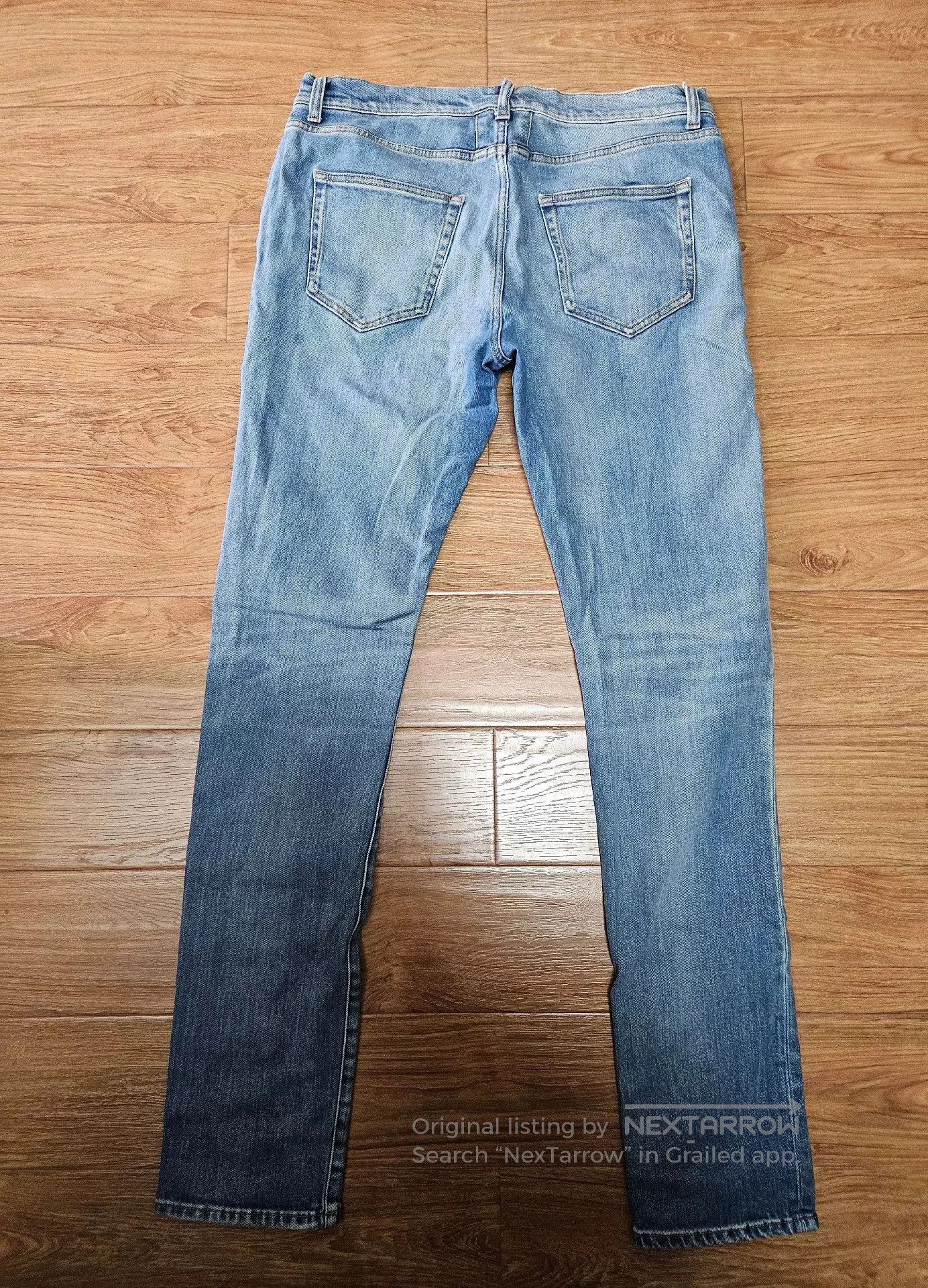 Saint Laurent Paris Saint Laurent Paris Light Blue Denim Jeans. Size US 33 - 3 Thumbnail