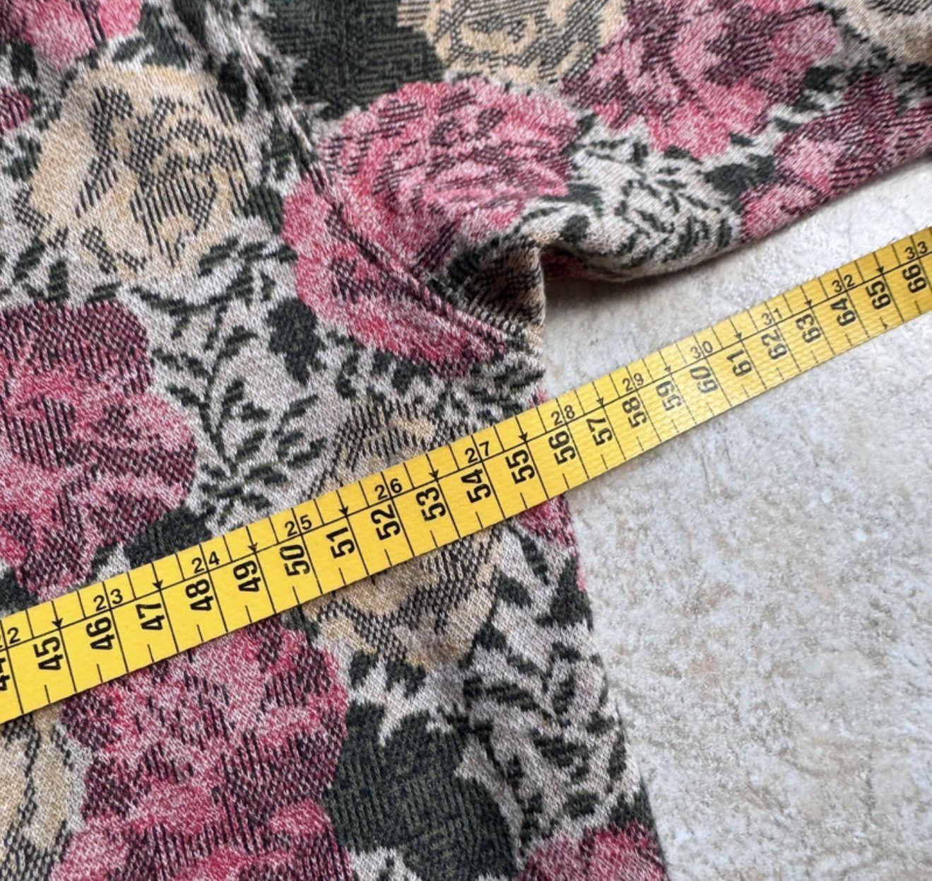Kapital Kapital gobelin rose jacquard floral crewneck size M Size US M / EU 48-50 / 2 - 7 Thumbnail