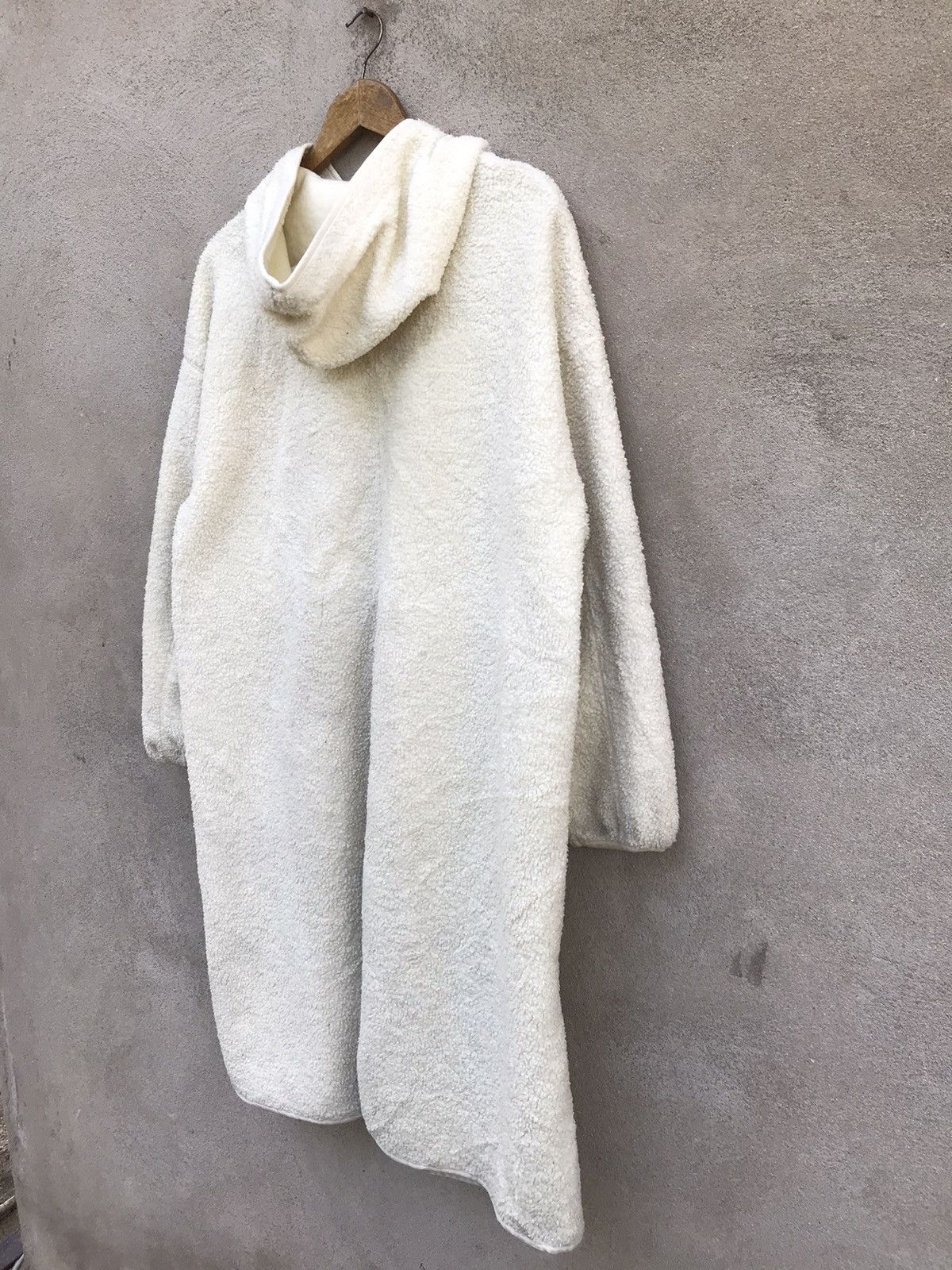 GU × Undercover GU X UNDERCOVER FUR LONG JACKET Size US L / EU 52-54 / 3 - 7 Thumbnail