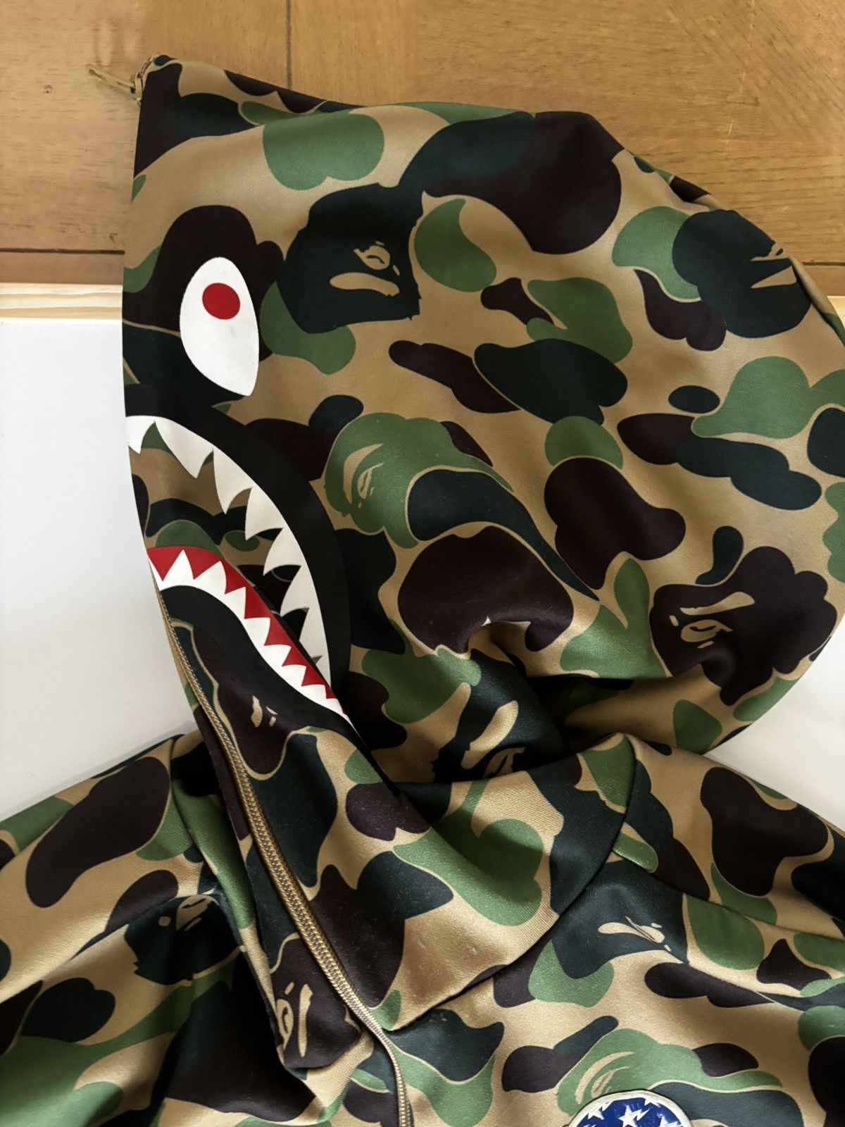 Adidas × Bape Authentic ape bape x adidas green camo shark hoodie M used Size US M / EU 48-50 / 2 - 6 Thumbnail
