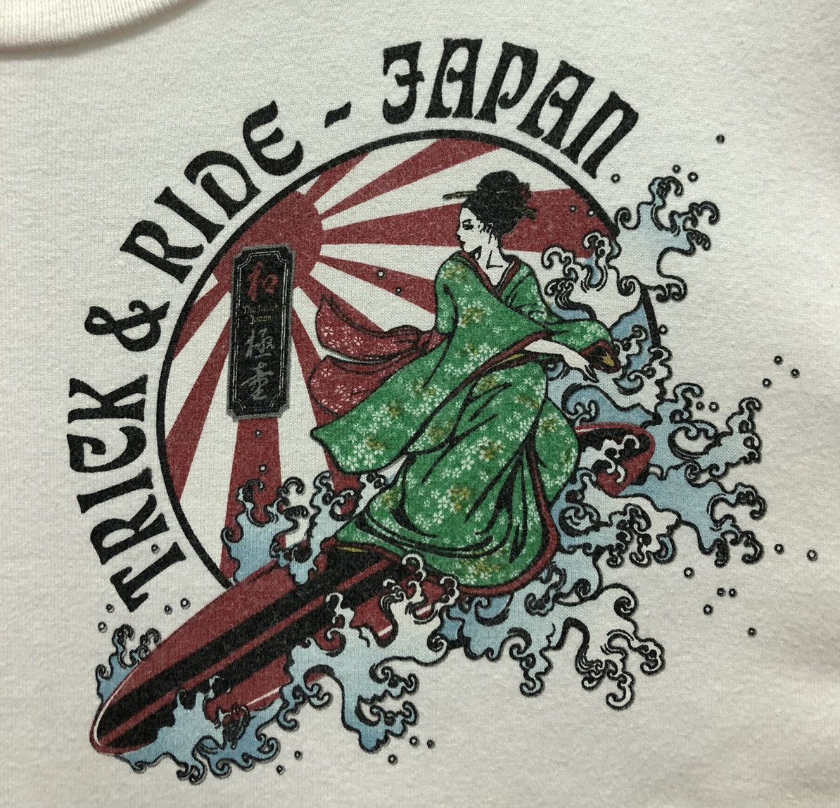 Japanese Brand Vintage Trick & Ride Japan Geisha Surfing Surfboard T-Shirt Size US XL / EU 56 / 4 - 4 Thumbnail