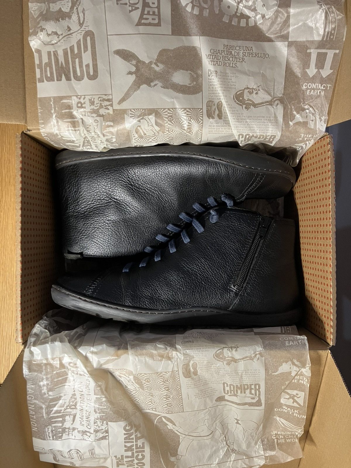 Camper Camper Peu Calfskin Ankle Boot Size US 8 / EU 41 - 1 Thumbnail