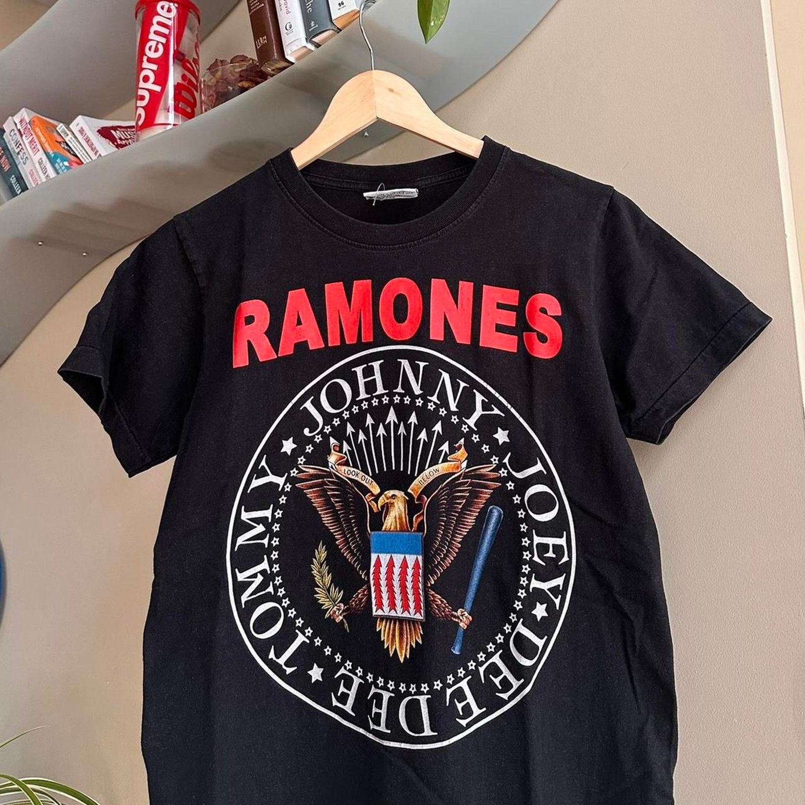 Band Tees × Vintage Vintage Ramones Band Shirt Size US S / EU 44-46 / 1 - 2 Thumbnail