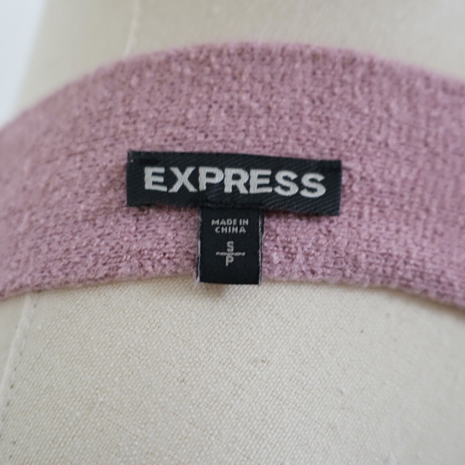 Express Express Purple Knit Small Scoop Neck Back Cut Out Sweater Vi Size S / US 4 / IT 40 - 7 Thumbnail