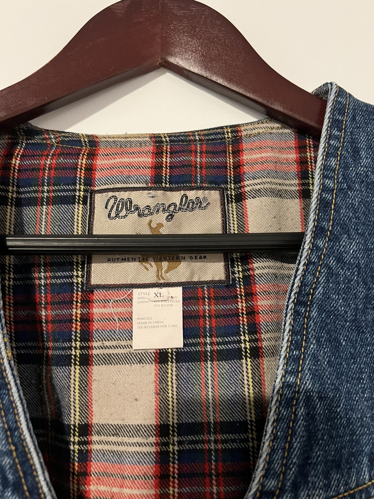 Vintage × Warner Bros Vintage Wrangler Denim Vest Size US XL / EU 56 / 4 - 2 Thumbnail