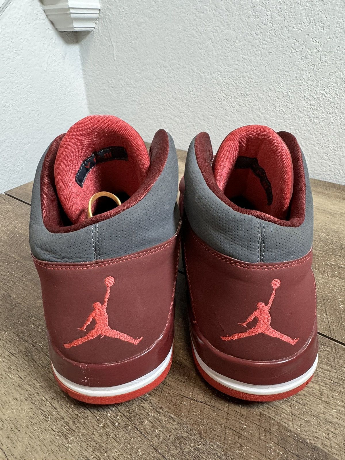 Jordan Brand Nike Air Jordan Flight Club 90s Gray/Fusion Red Men Sz 13 Size US 13 / EU 46 - 4 Thumbnail