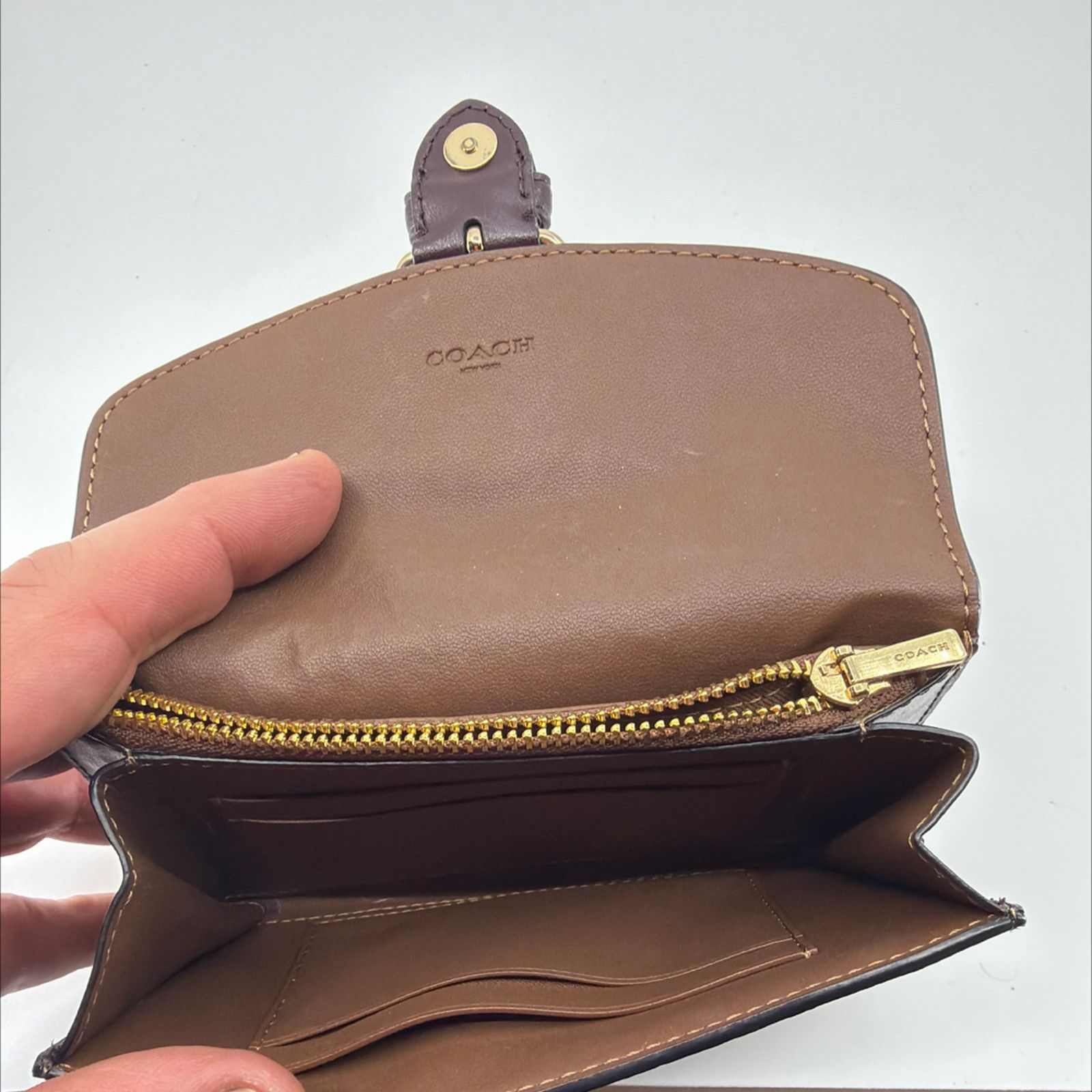 Coach Coach Buckle Small Wallet Brown Signature Canvas Size ONE SIZE - 6 Thumbnail