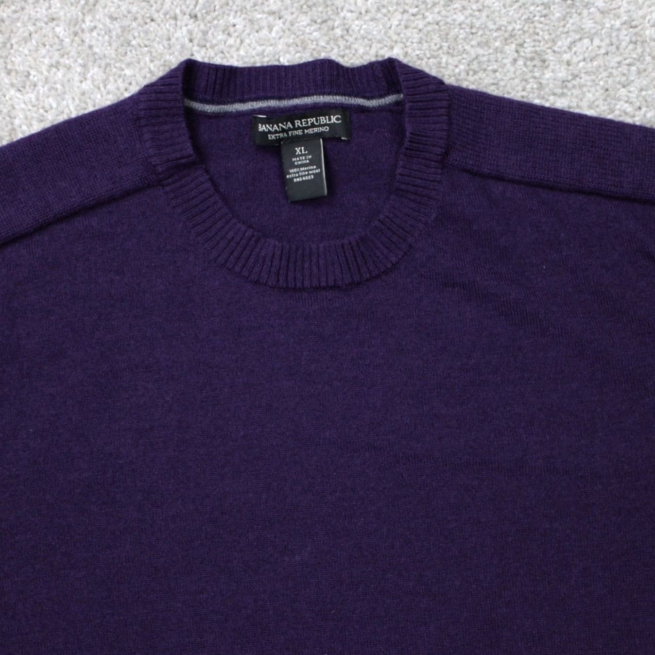Banana Republic Banana Republic Sweatshirt Mens XL Purple Merino Wool Crewneck L/S Pullover Solid Classic Computer-Generated Title Adjustments: Size US XL / EU 56 / 4 - 6 Thumbnail