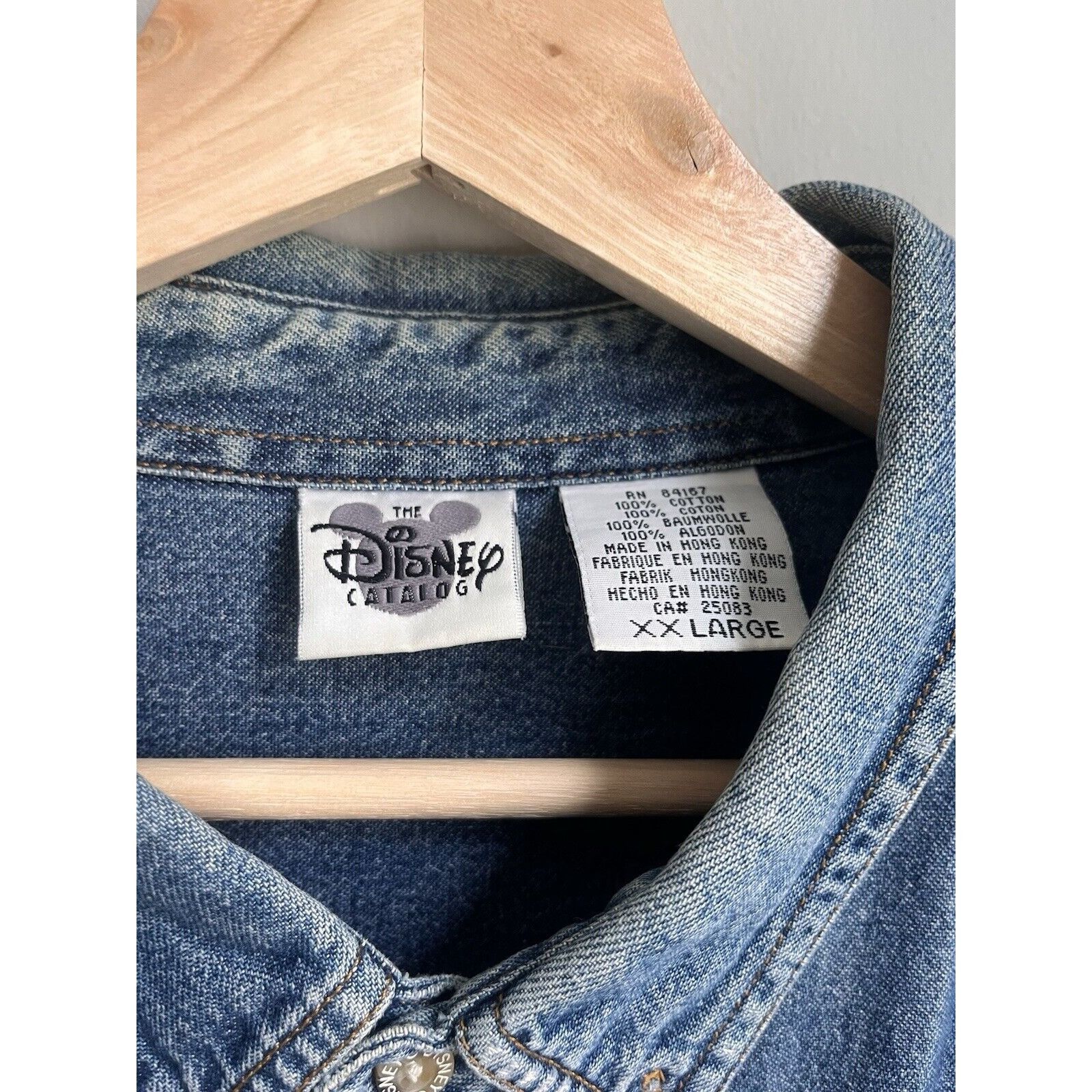 Disney VINTAGE 90S Y2K DISNEY SNOW WHITE DWARFS GRUMPY DENIM SHIRT Size US XXL / EU 58 / 5 - 4 Thumbnail