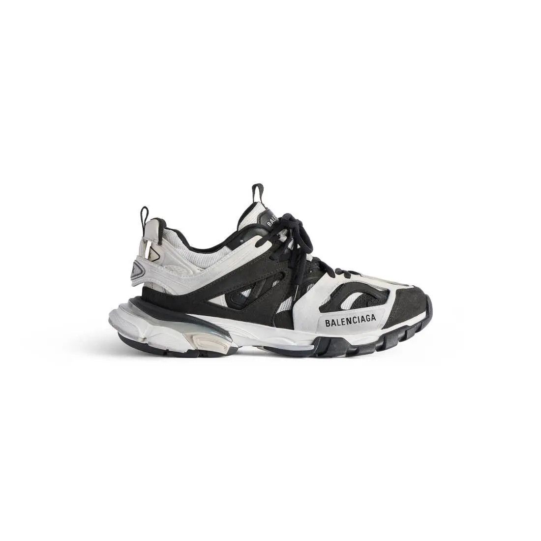 Balenciaga o1w1db10526 Track Sneakers in Chalk/Black Size US 13 / EU 46 - 1 Thumbnail