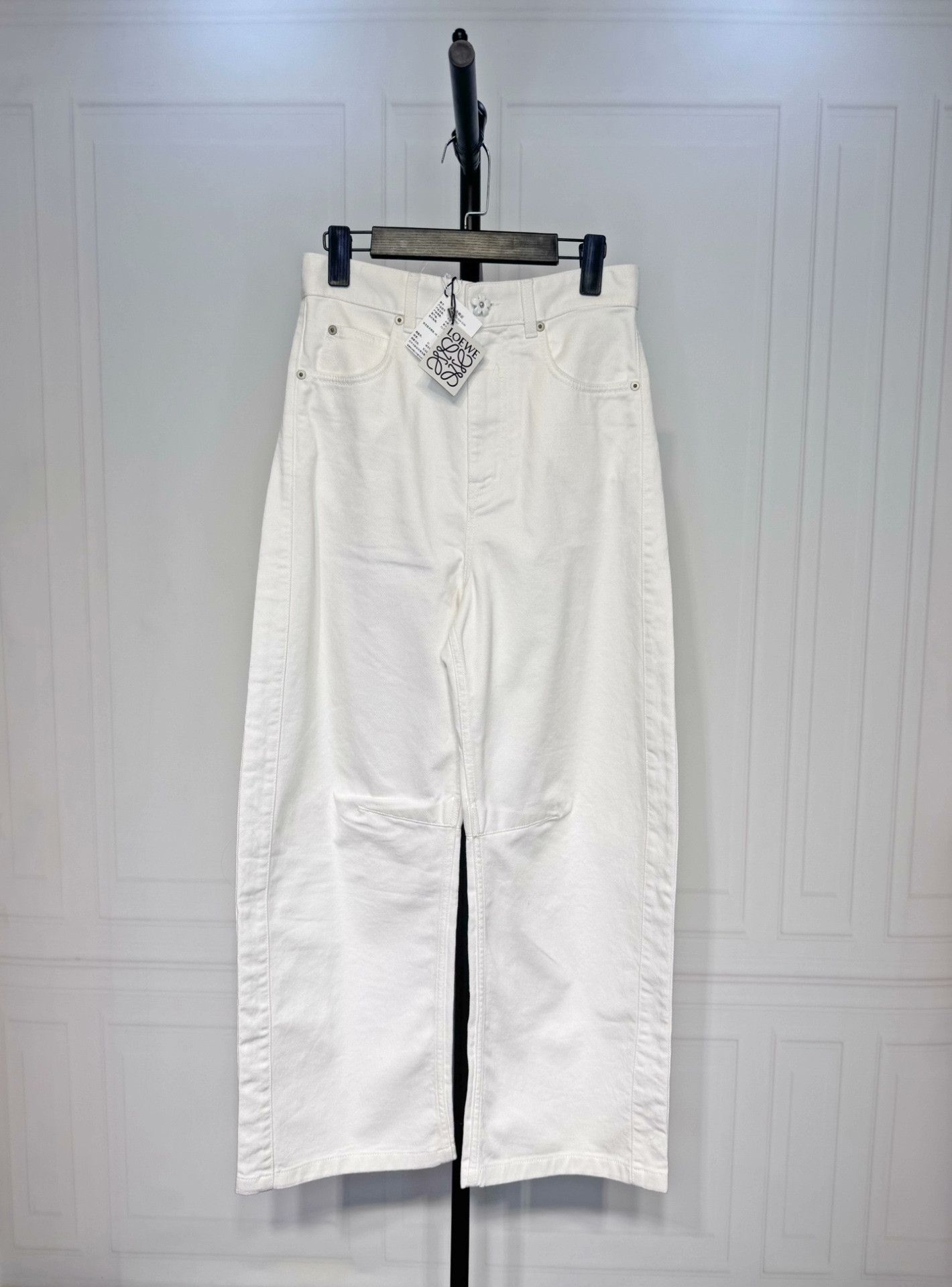 Loewe Loewe New White Jeans Size 34" / US 12 / IT 48 - 1 Thumbnail