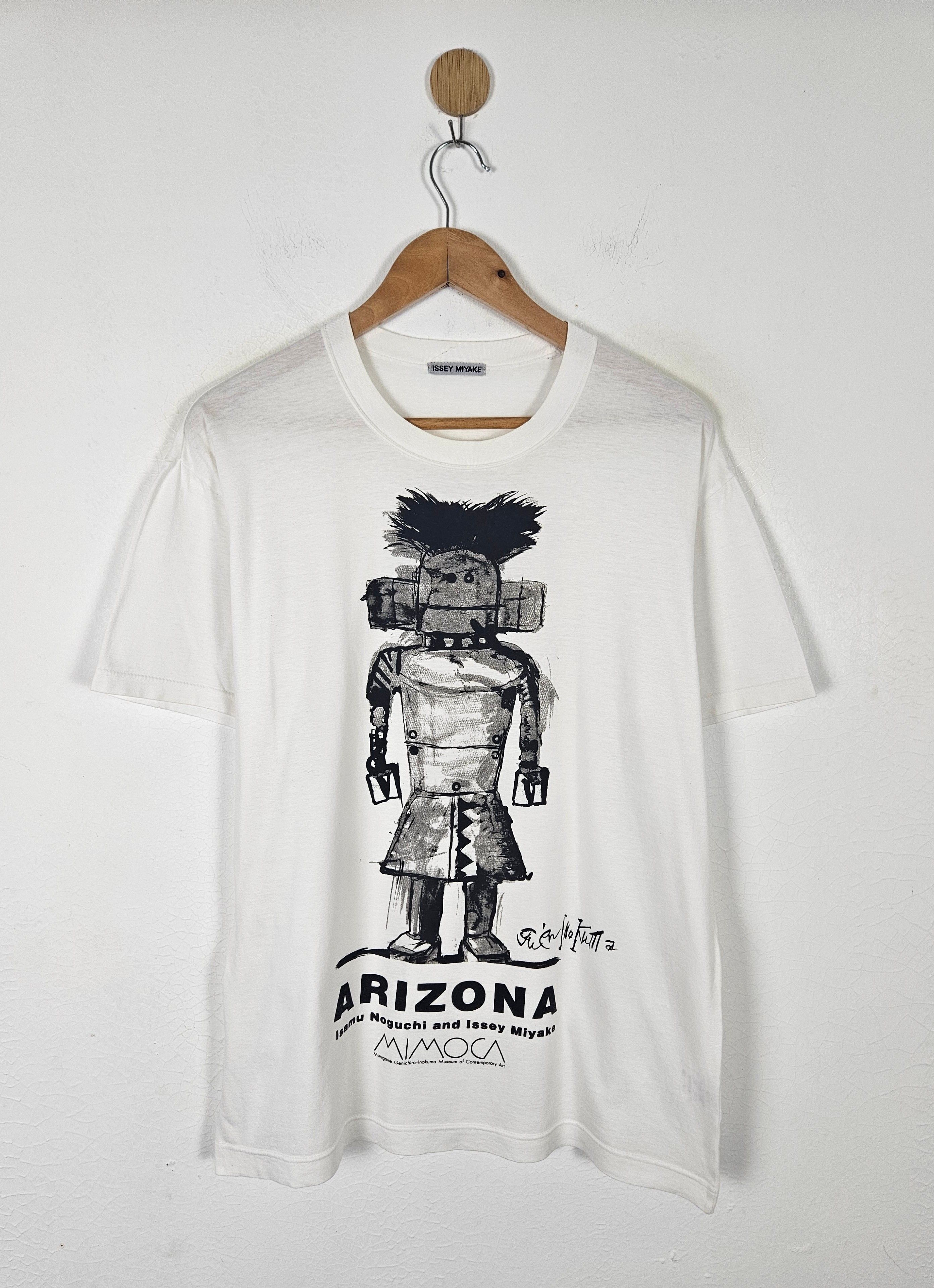 Issey Miyake 1997 Issey Miyake + Isamu Noguchi Arizona Exhibition